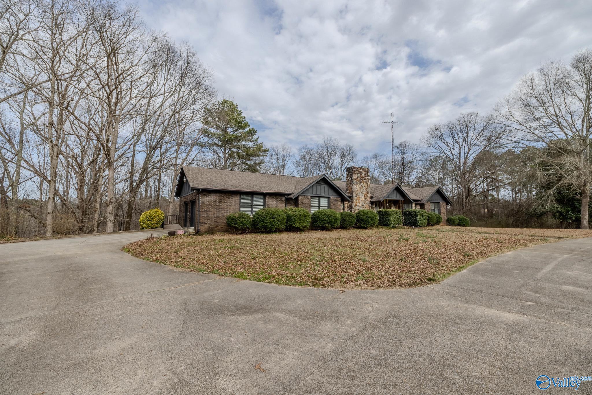 194 County Highway 1