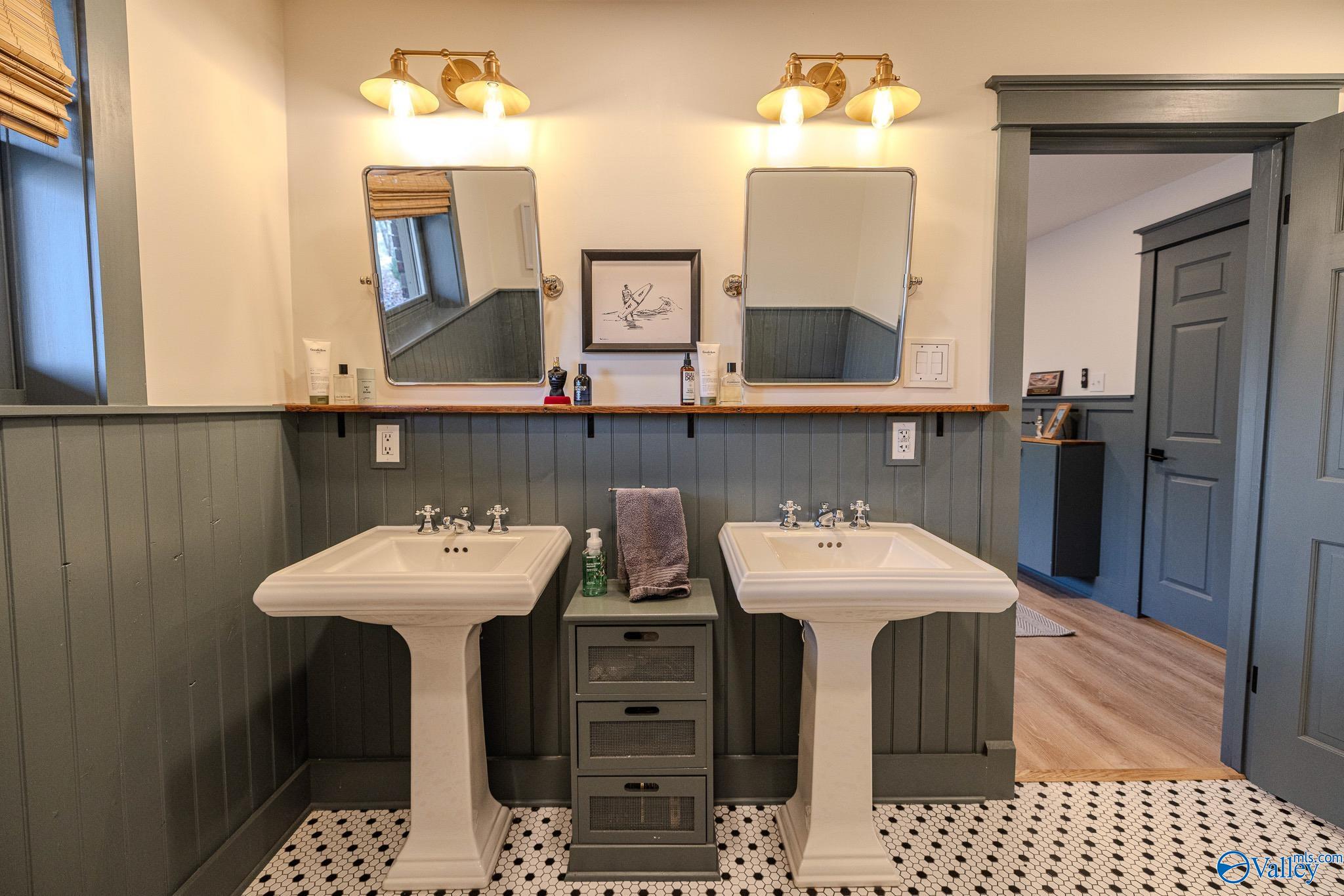 194 County Highway 1