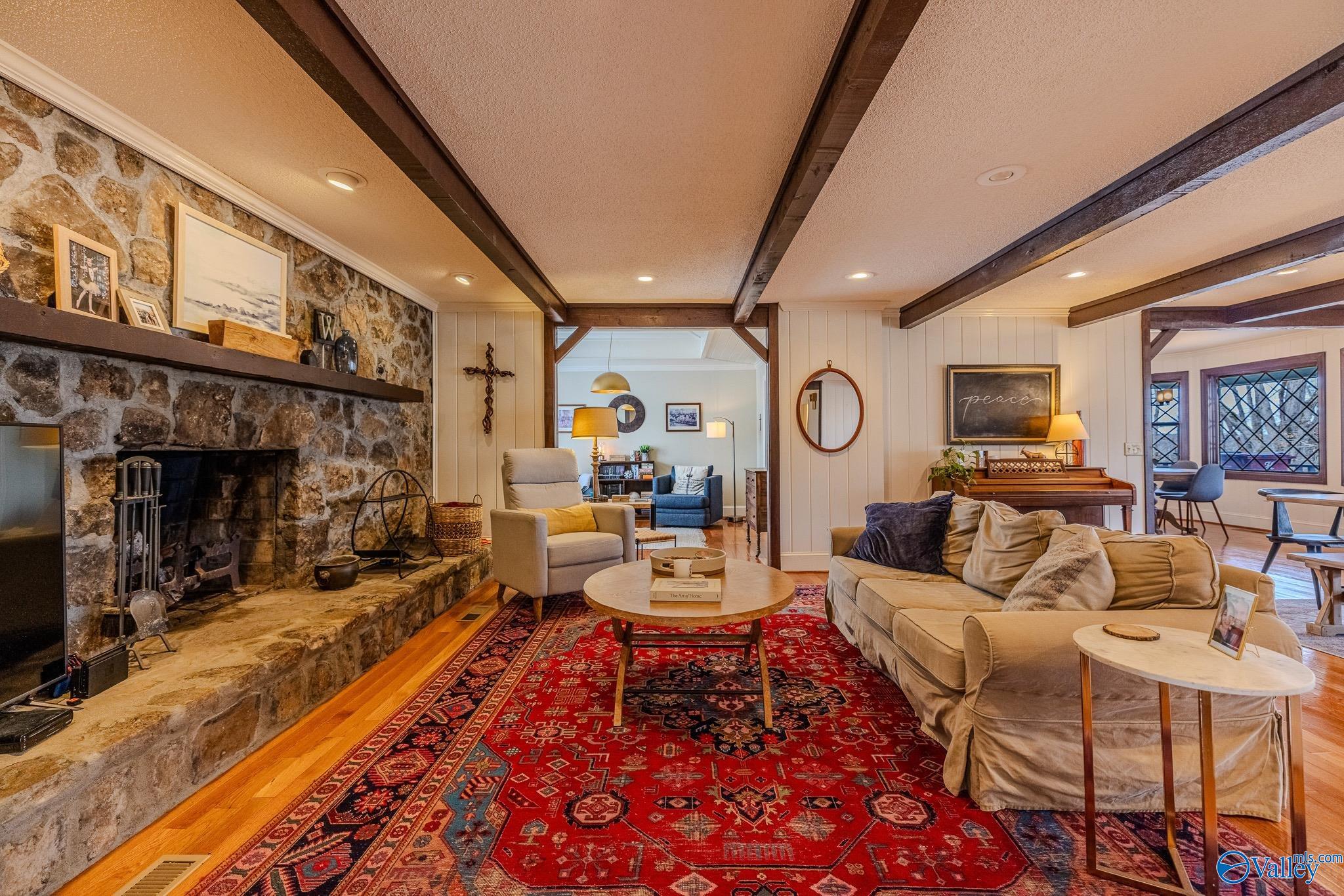 194 County Highway 1