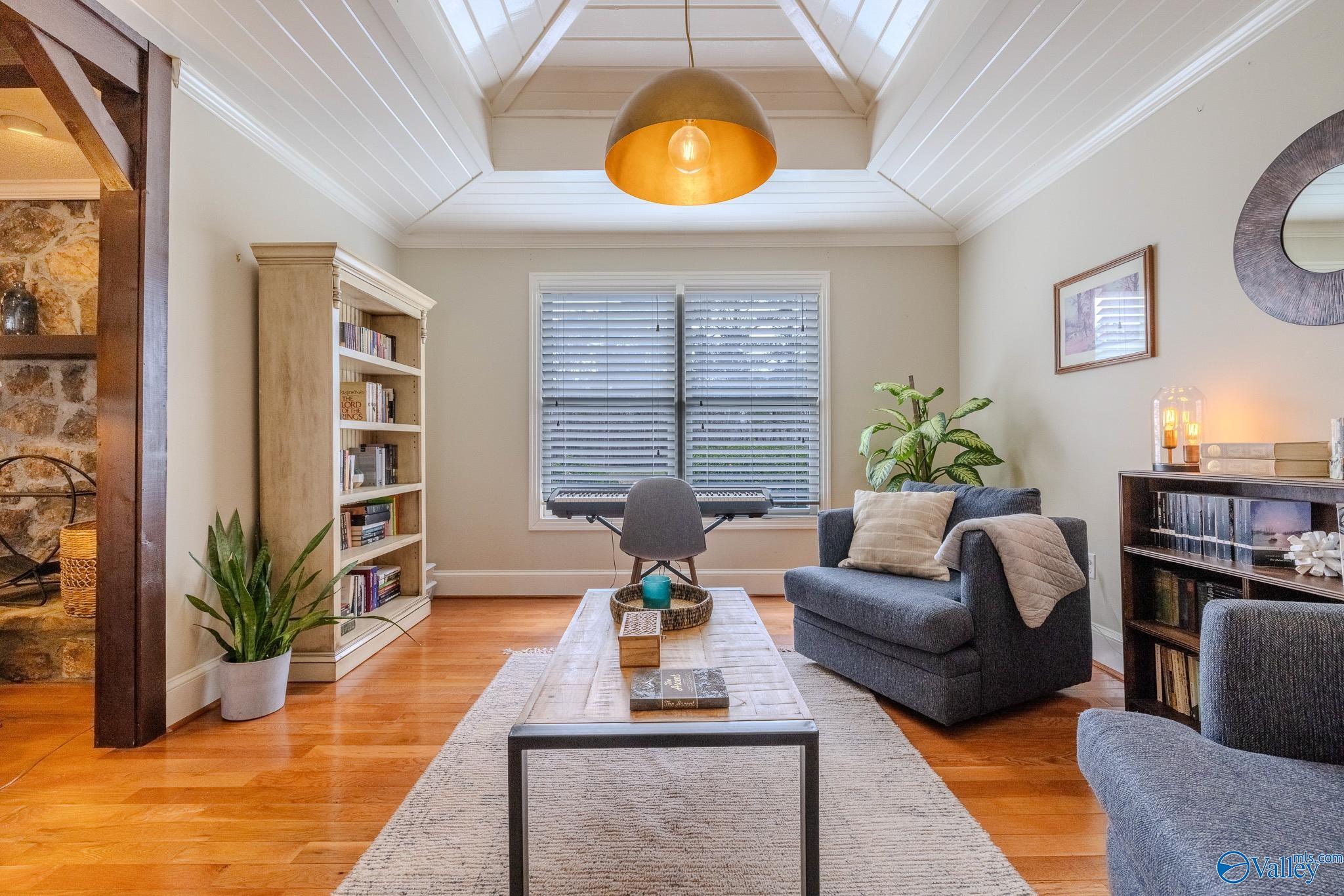 194 County Highway 1