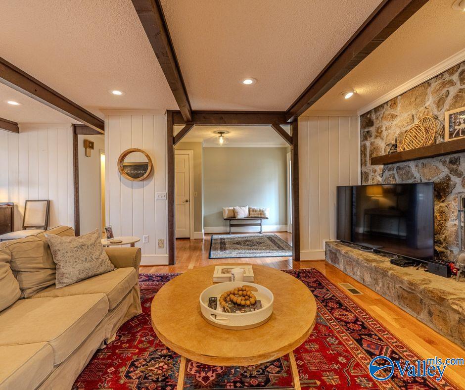 194 County Highway 1