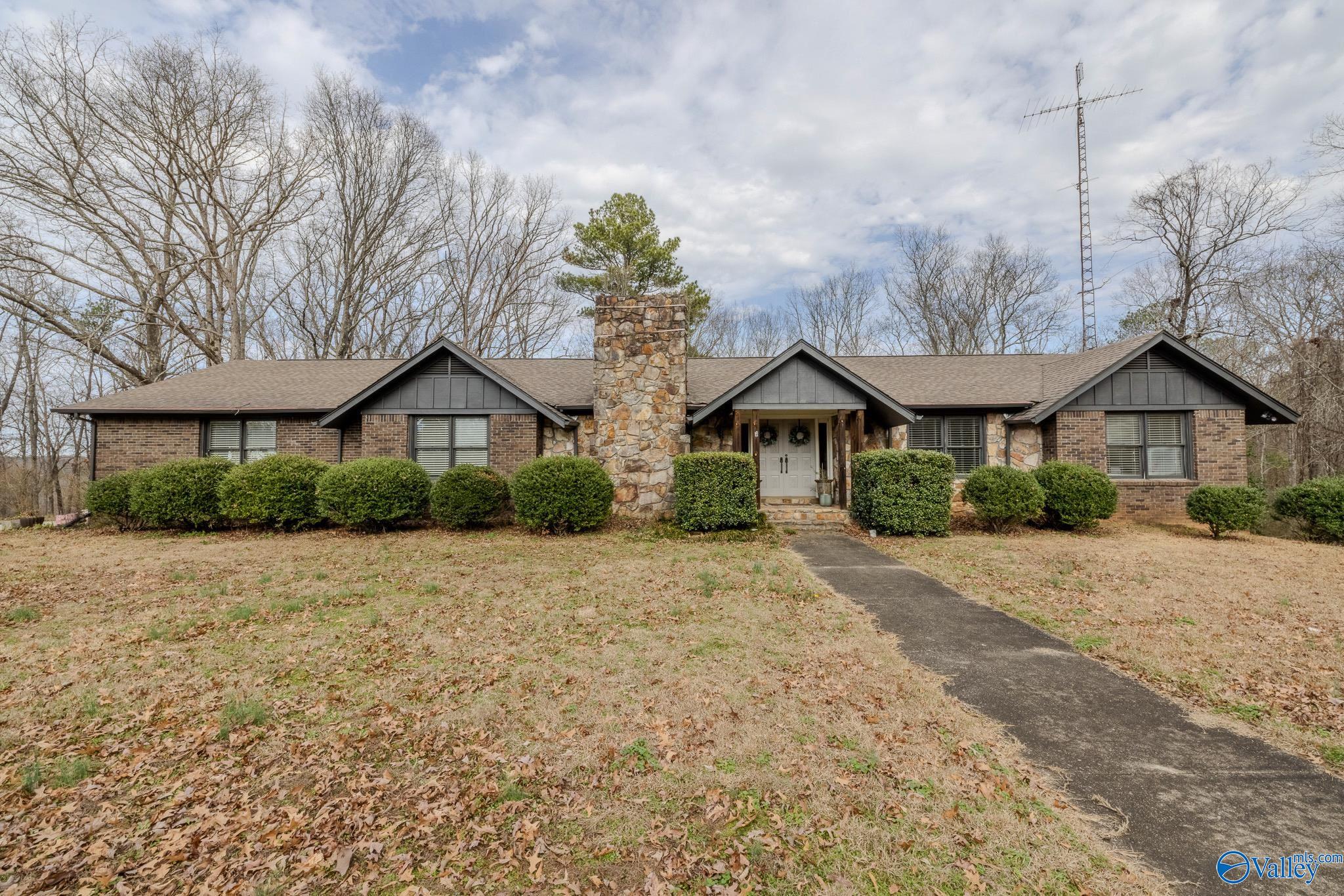 194 County Highway 1