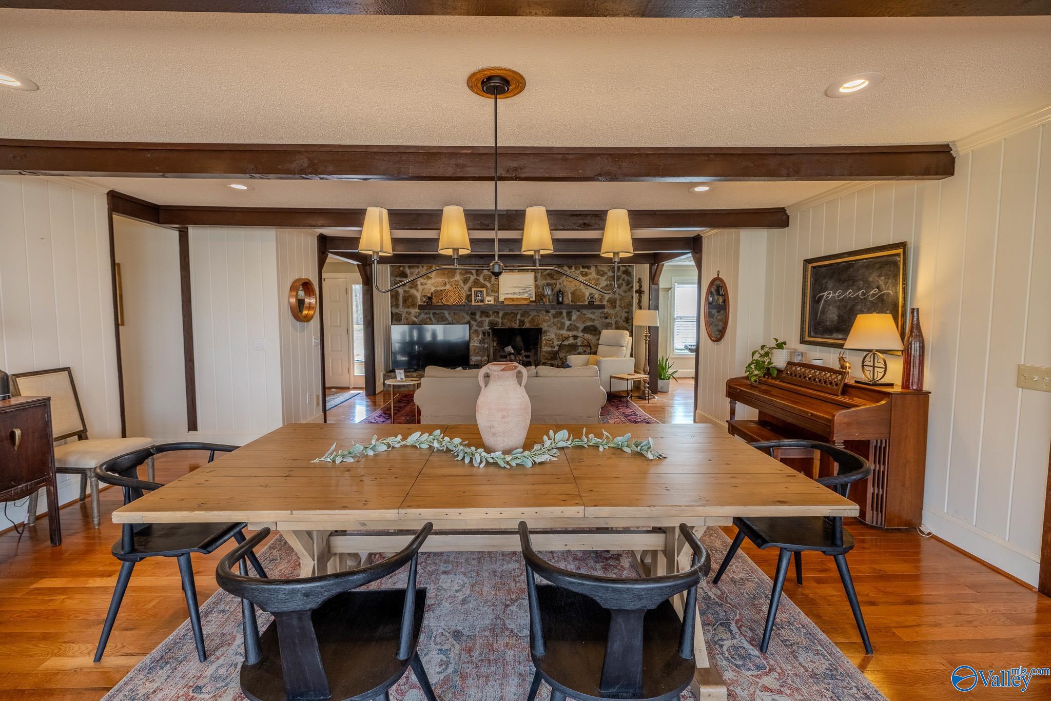 194 County Highway 1