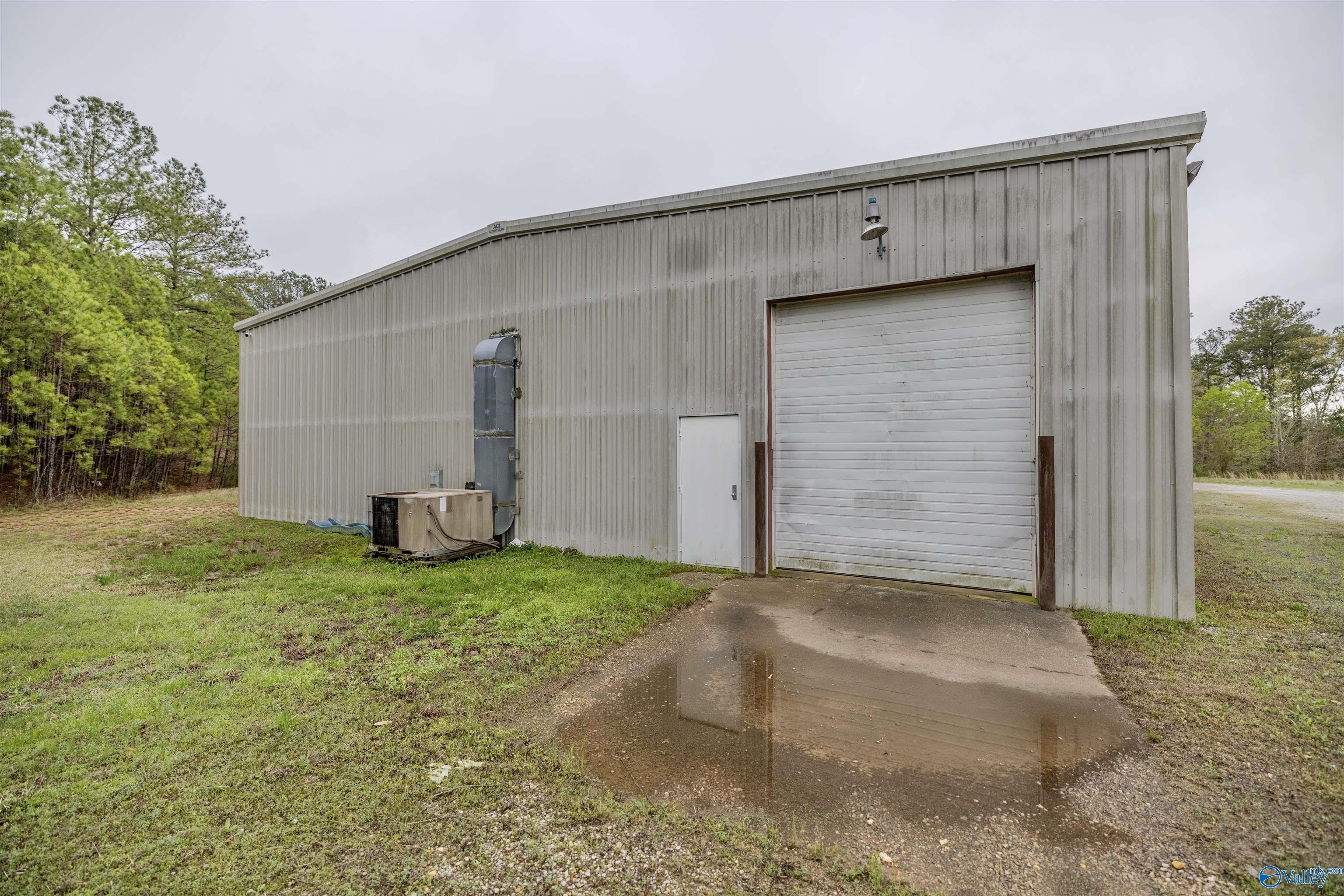 1600 Military Street N