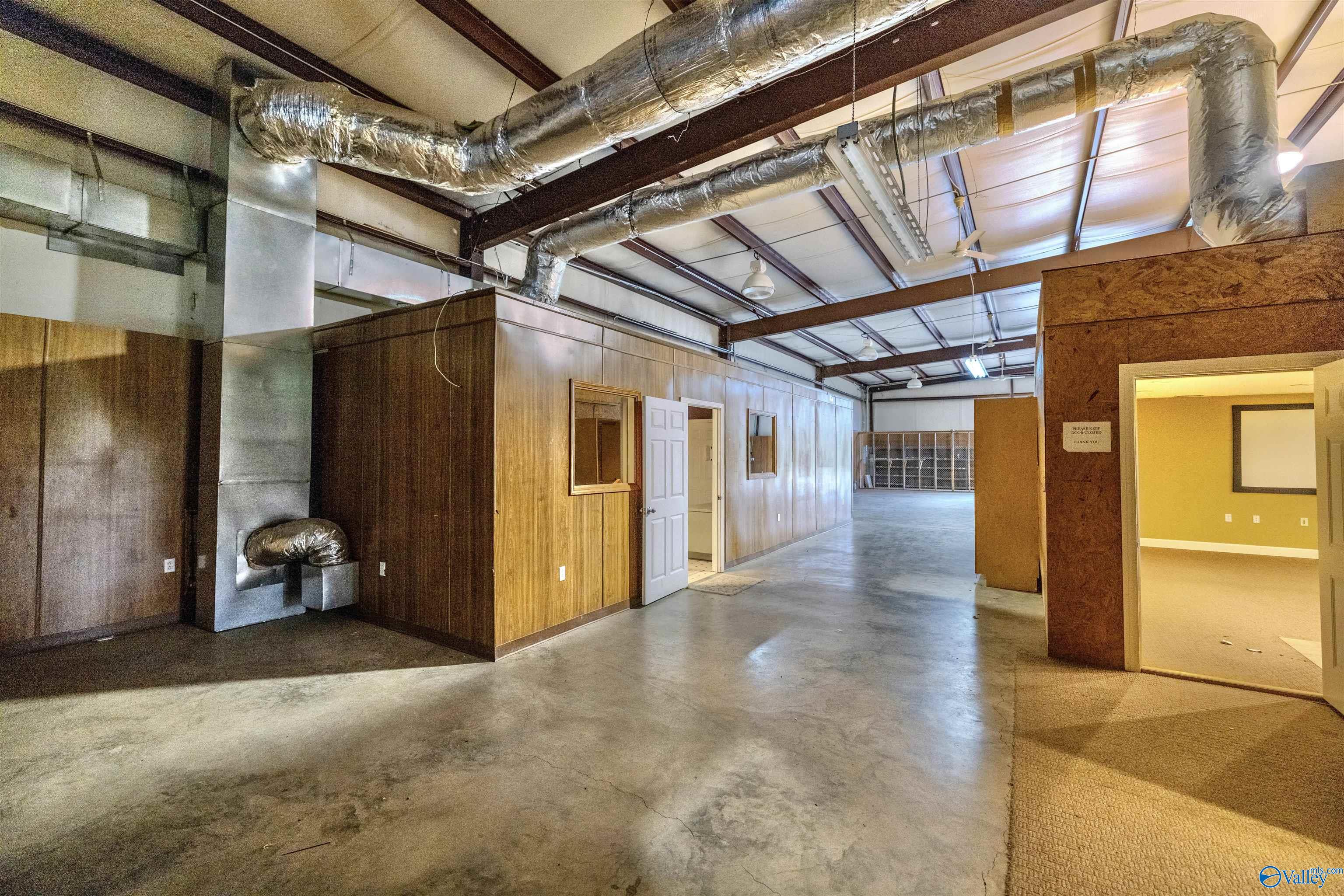 1600 Military Street N