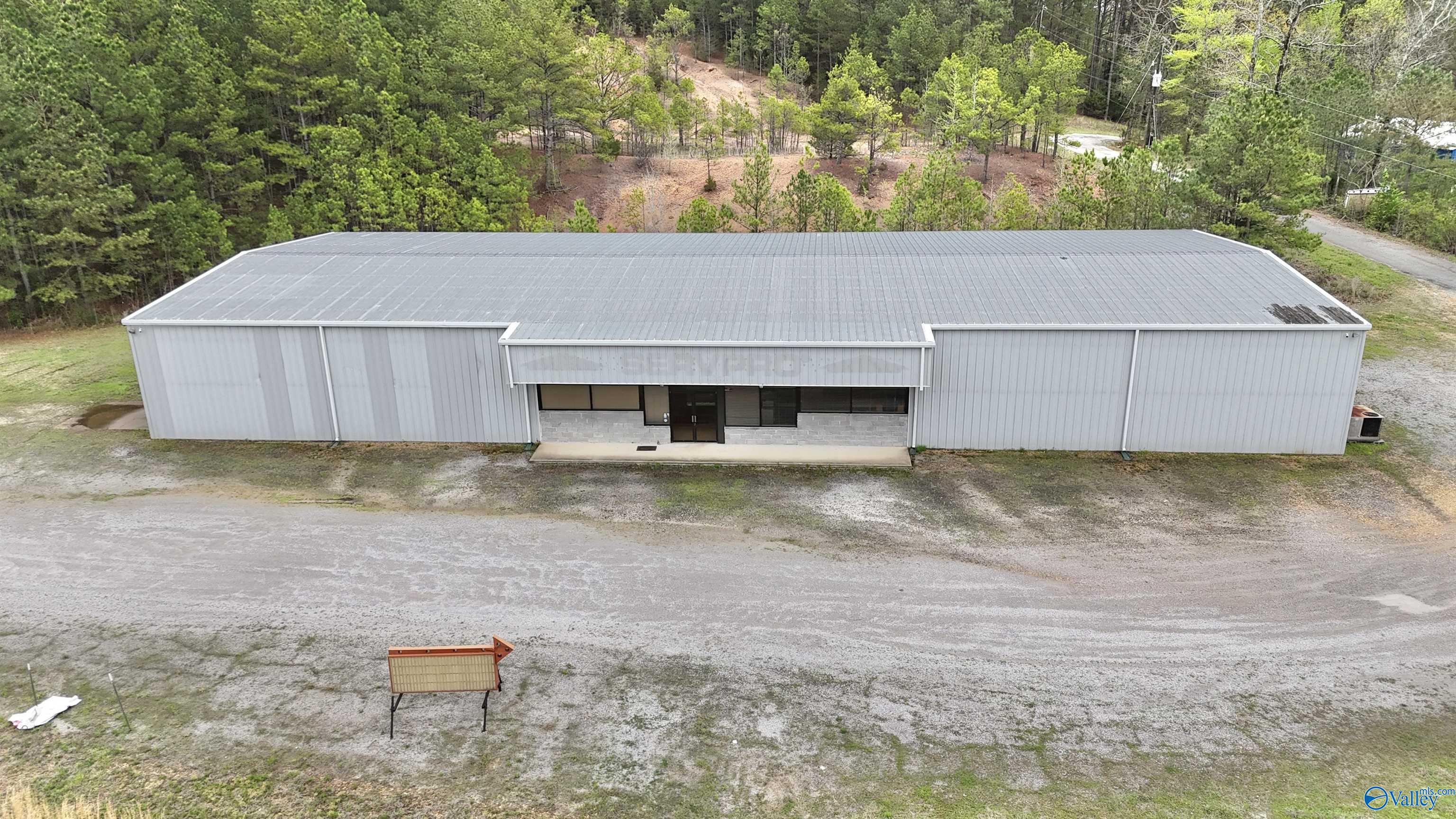 1600 Military Street N