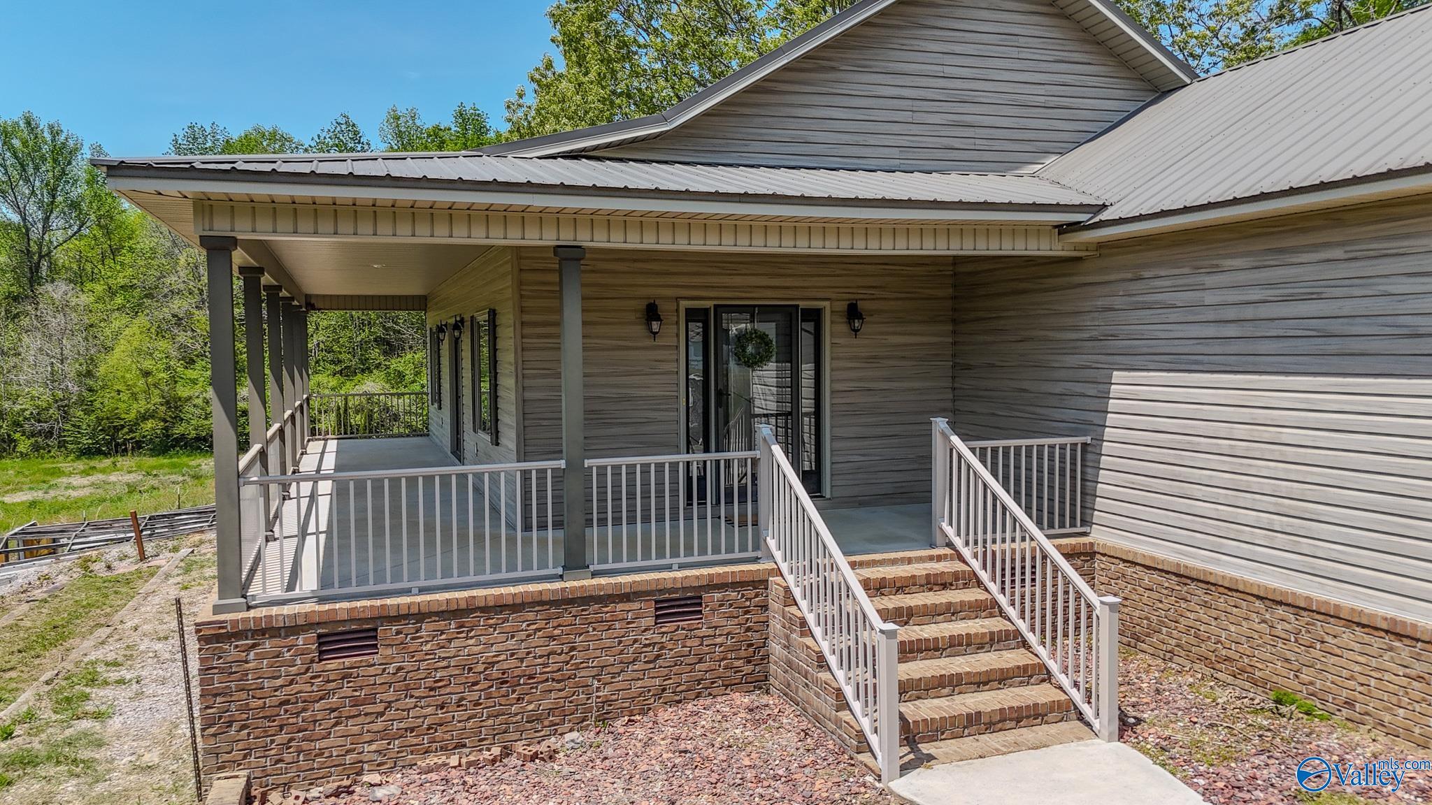 1865 County Road 131