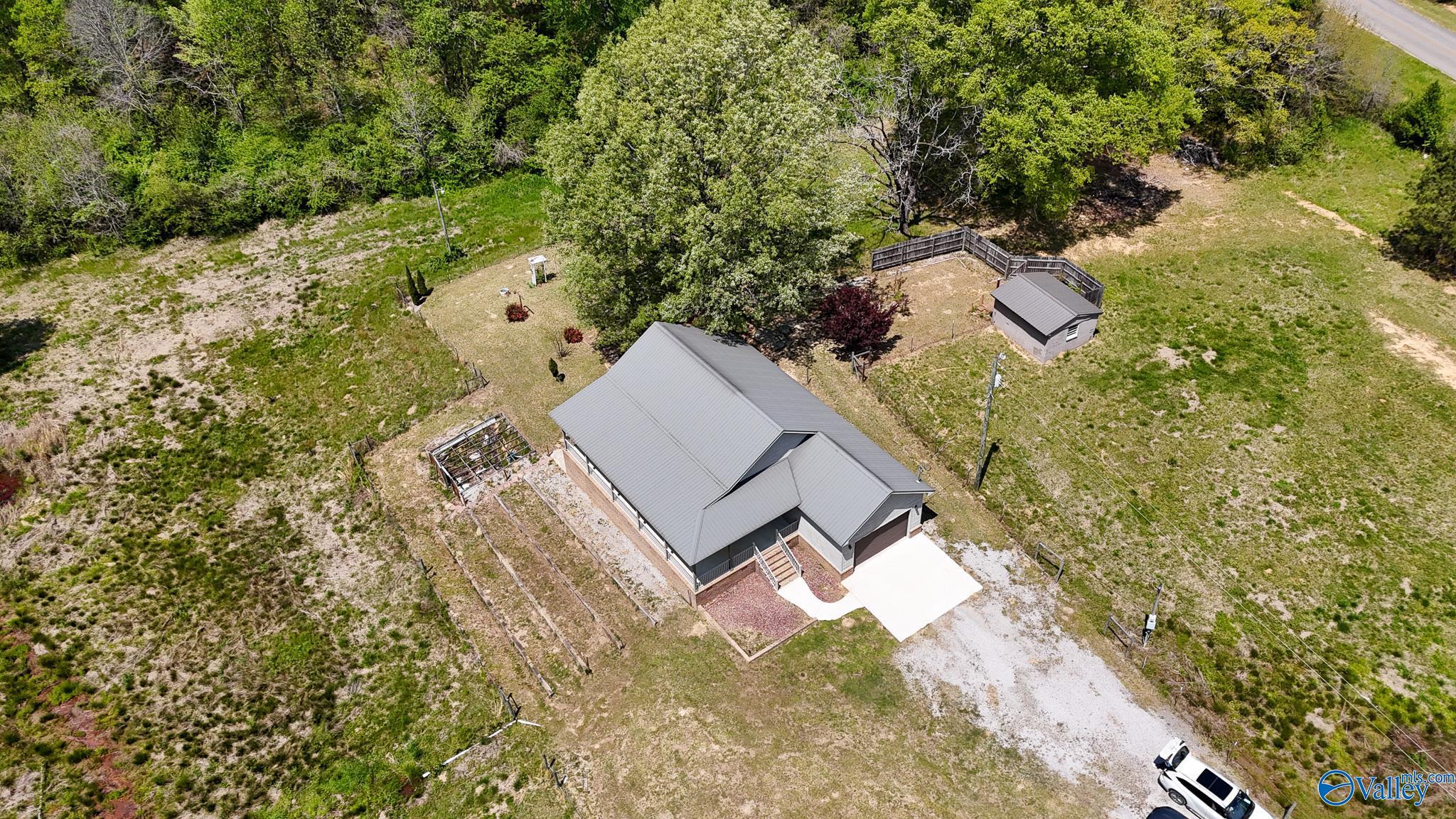 1865 County Road 131