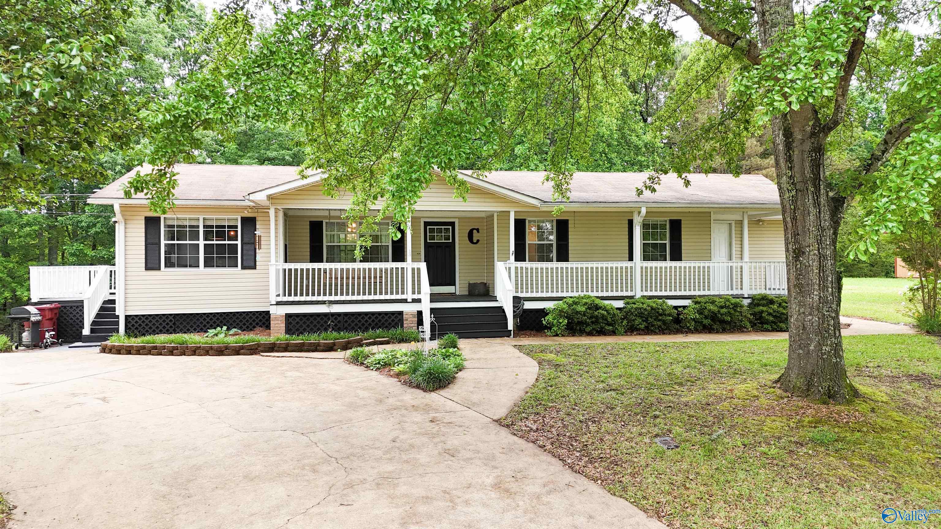 610 Grover Davis Road