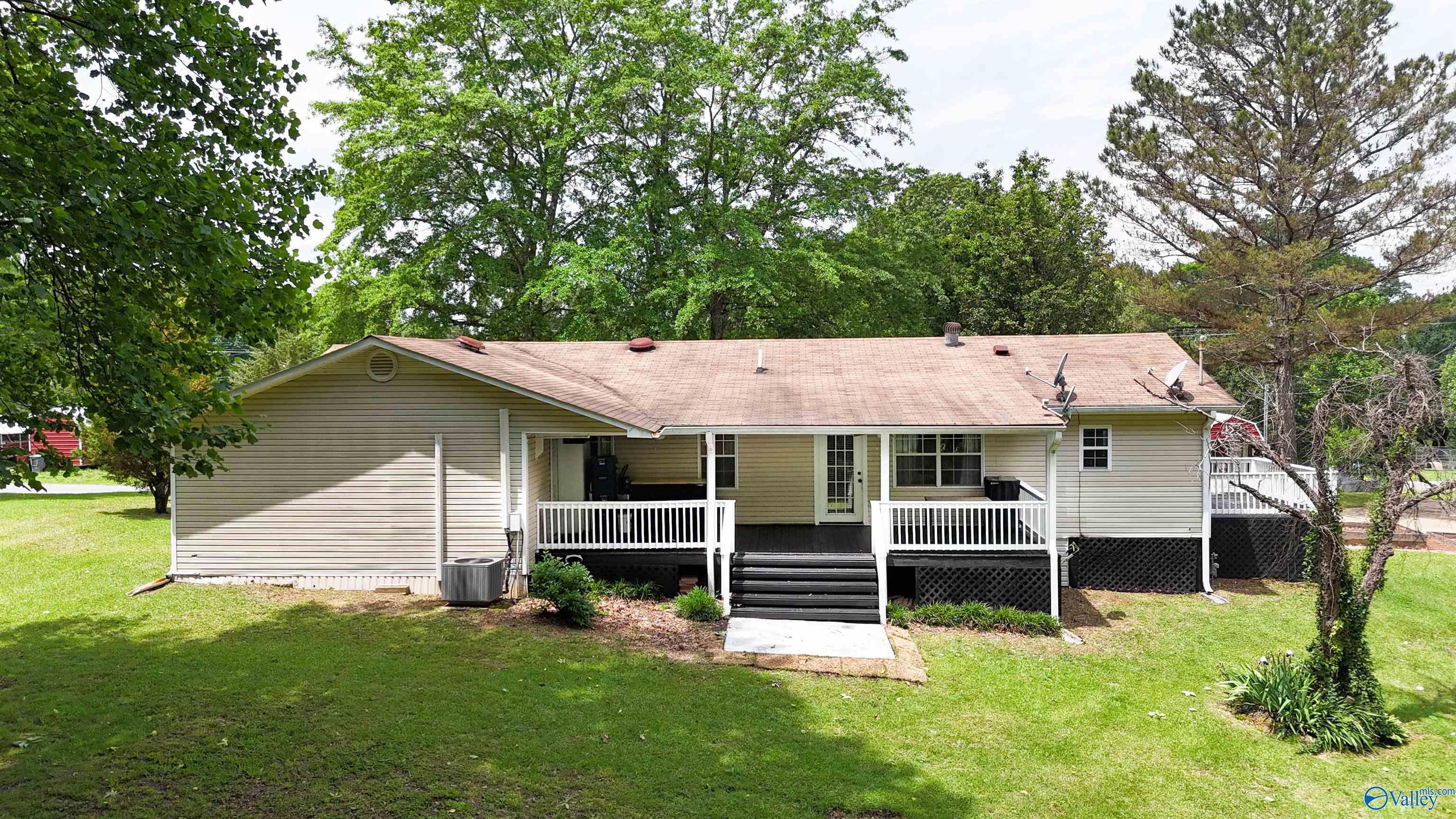 610 Grover Davis Road