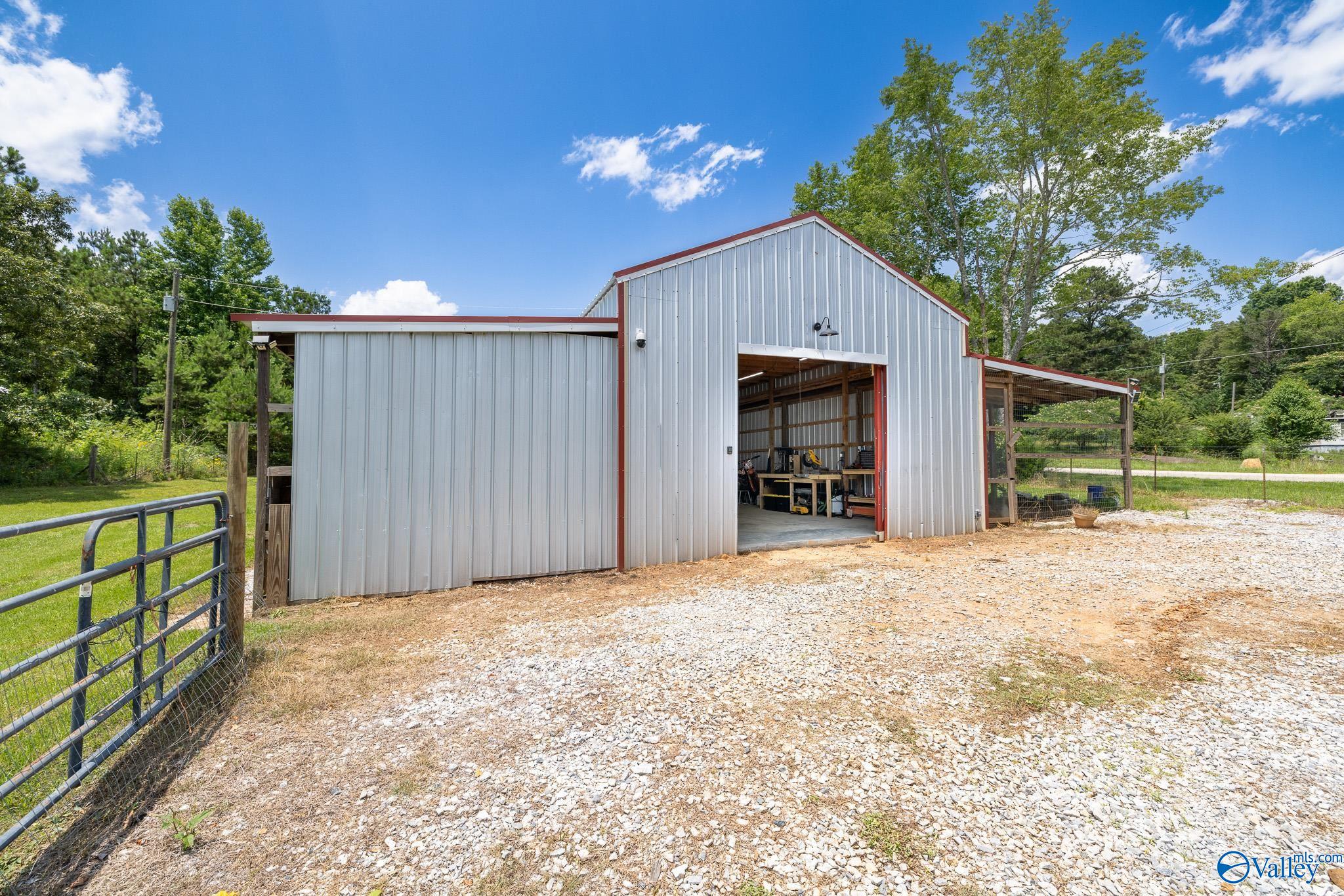 1081 County Highway 25