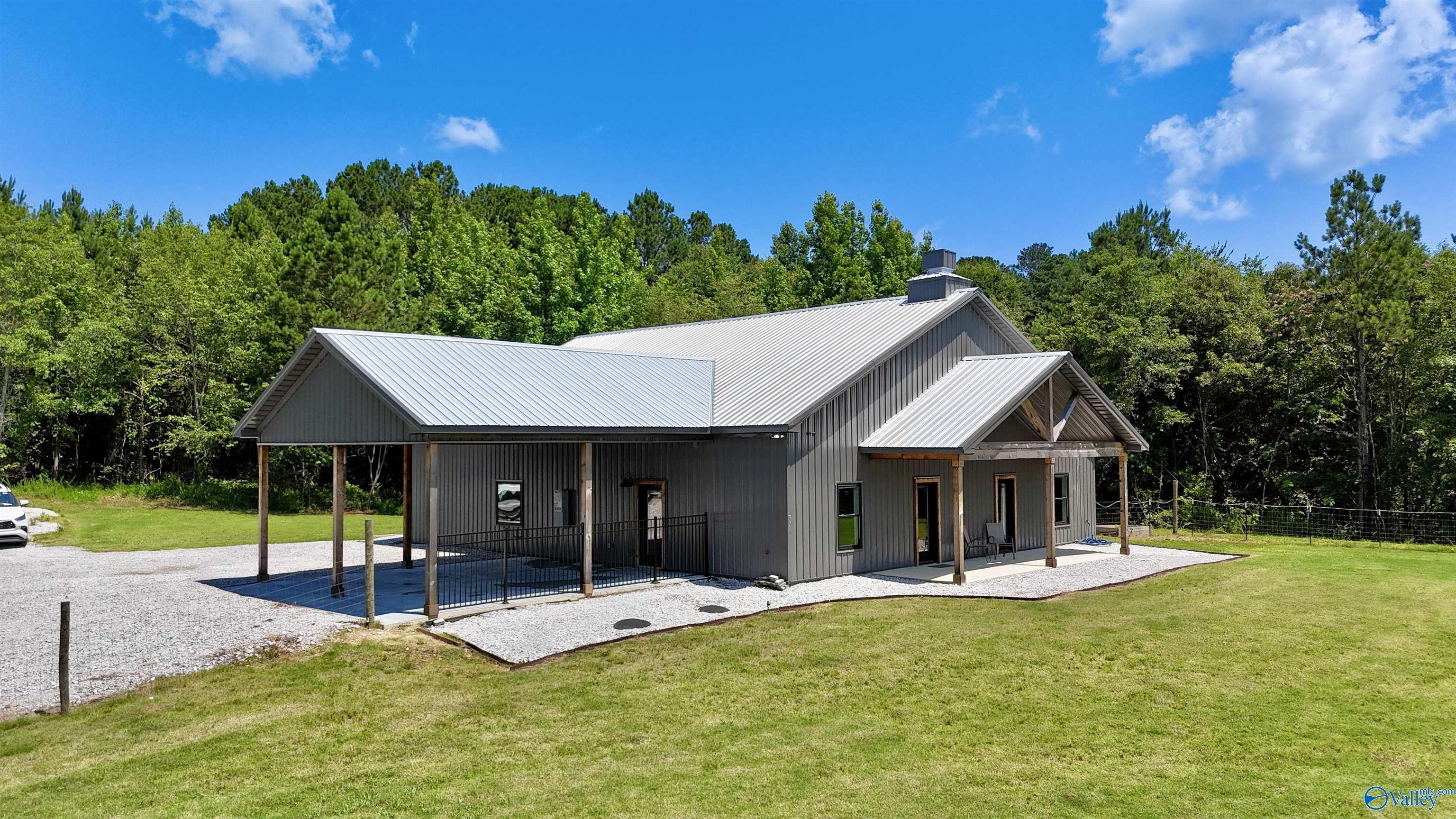 1081 County Highway 25