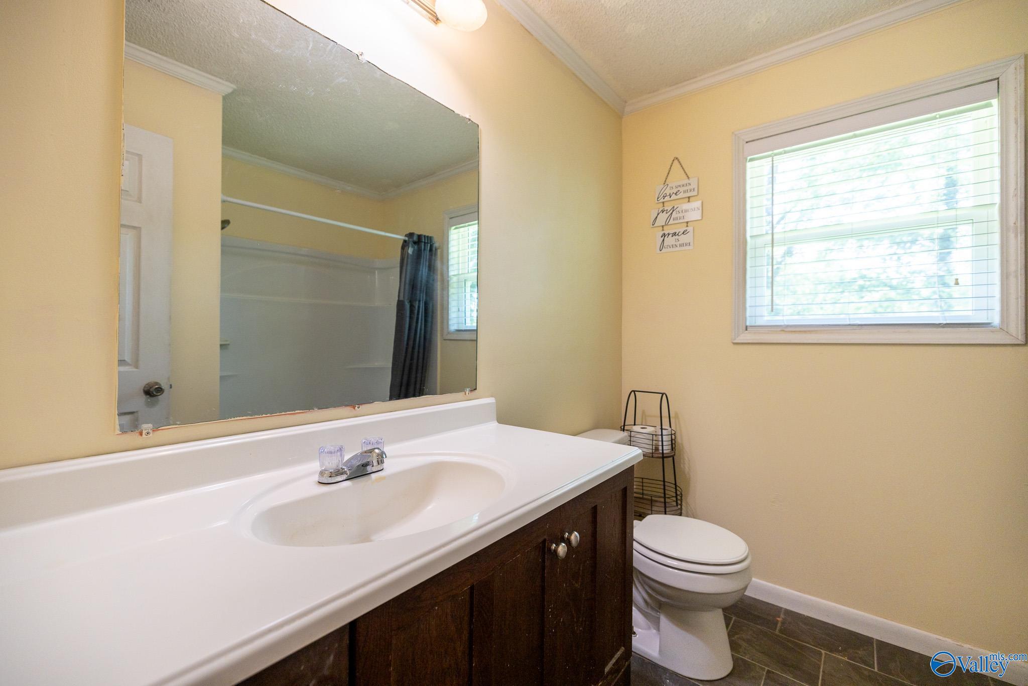 172 Bluff Circle