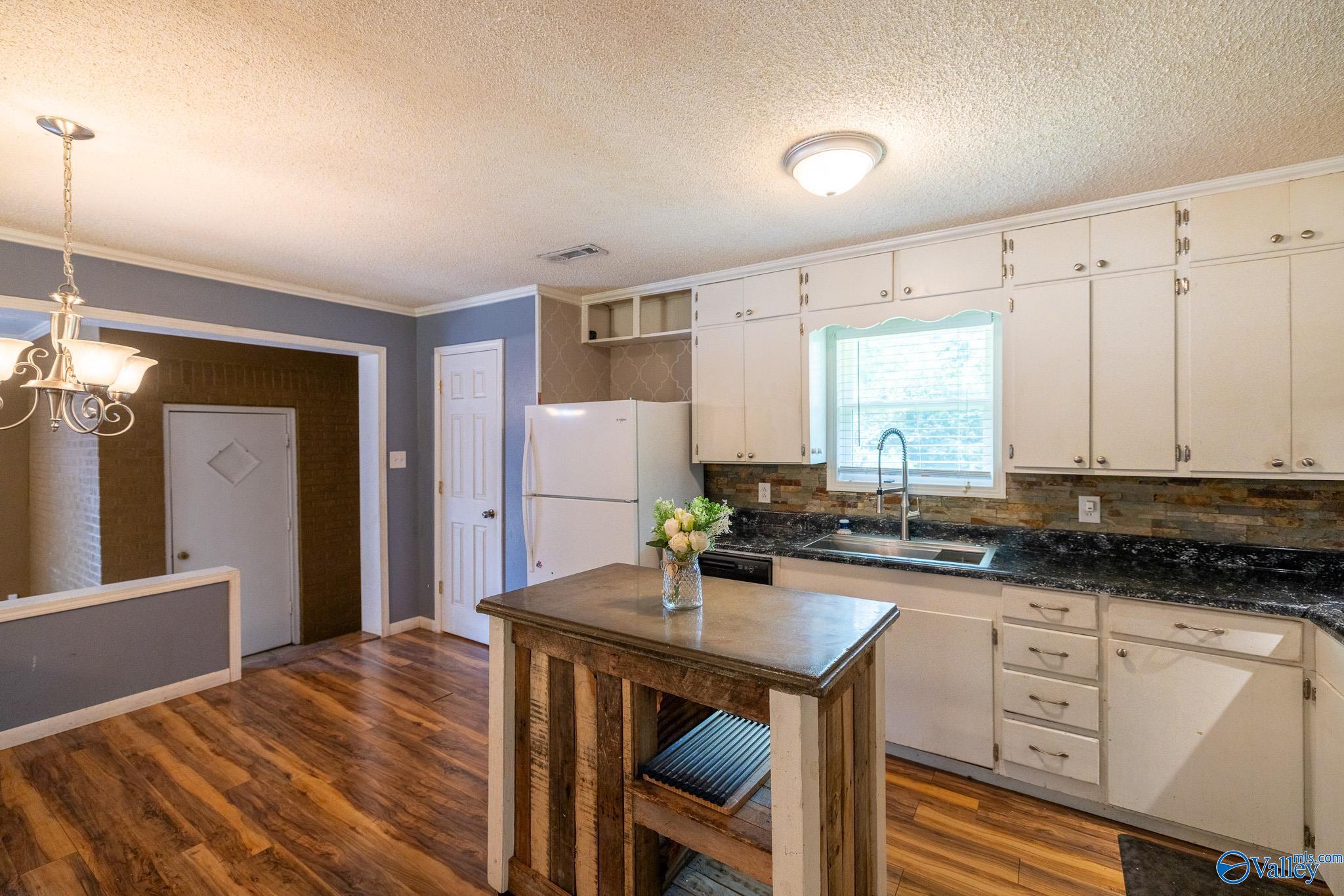 172 Bluff Circle