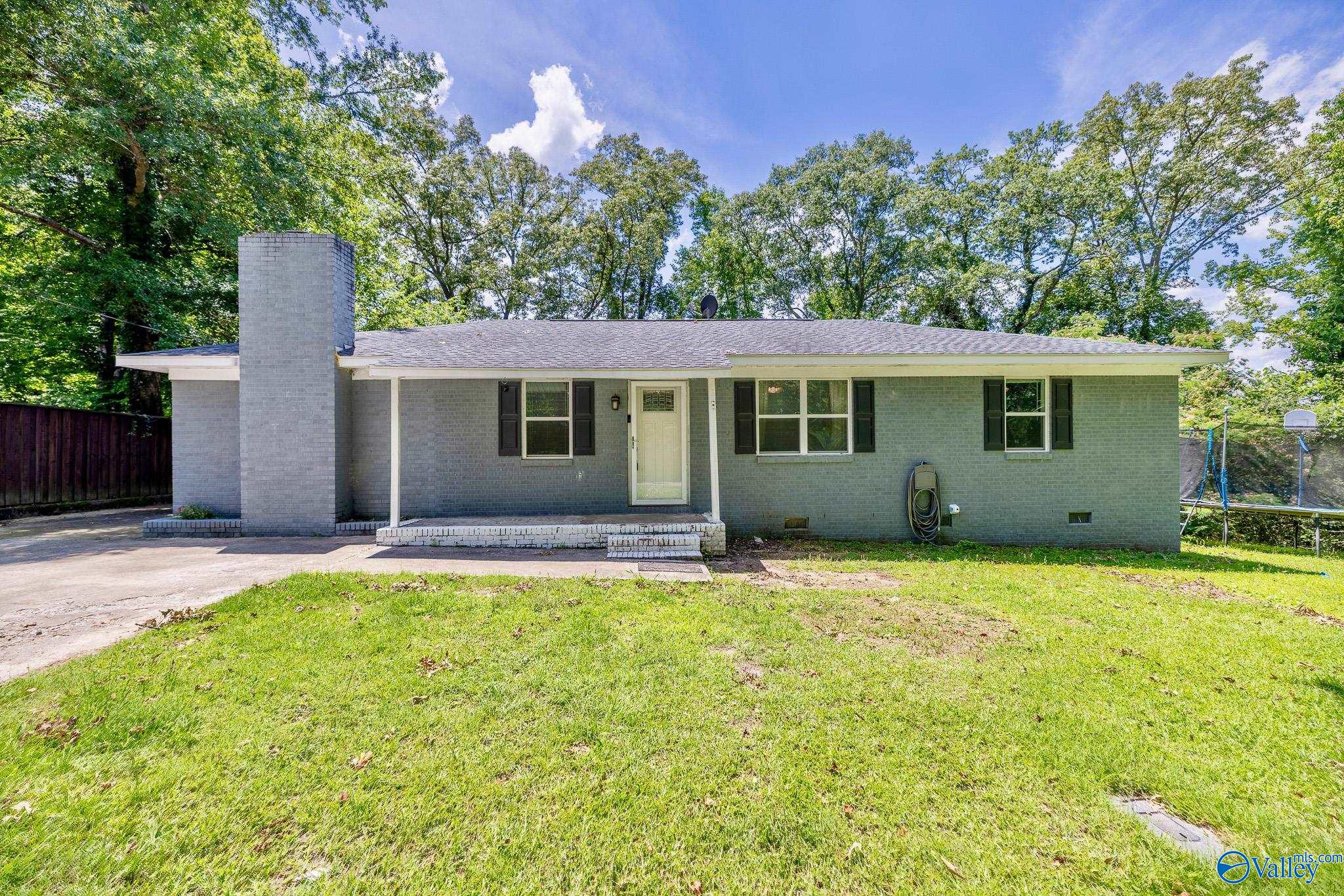 172 Bluff Circle