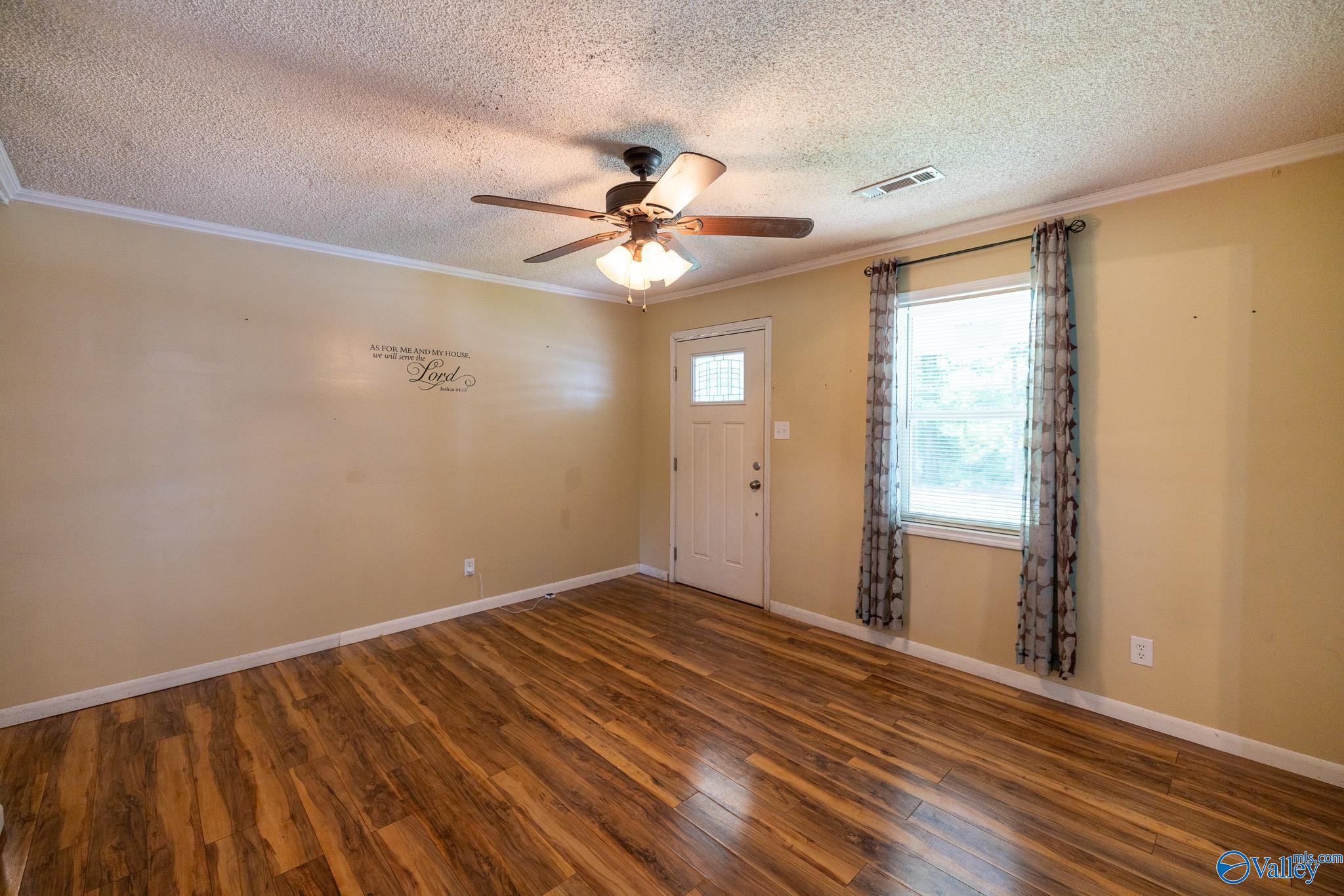 172 Bluff Circle