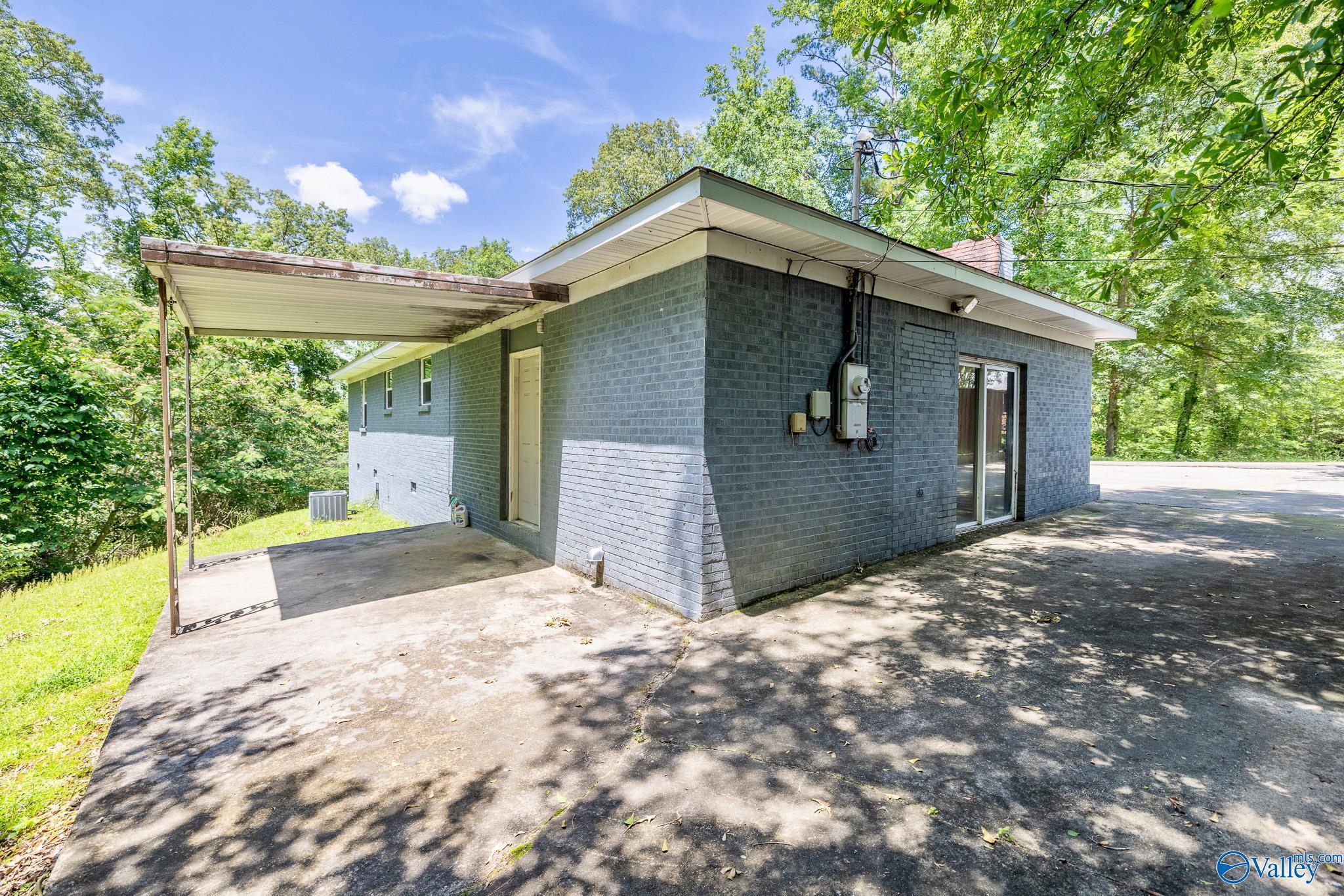 172 Bluff Circle