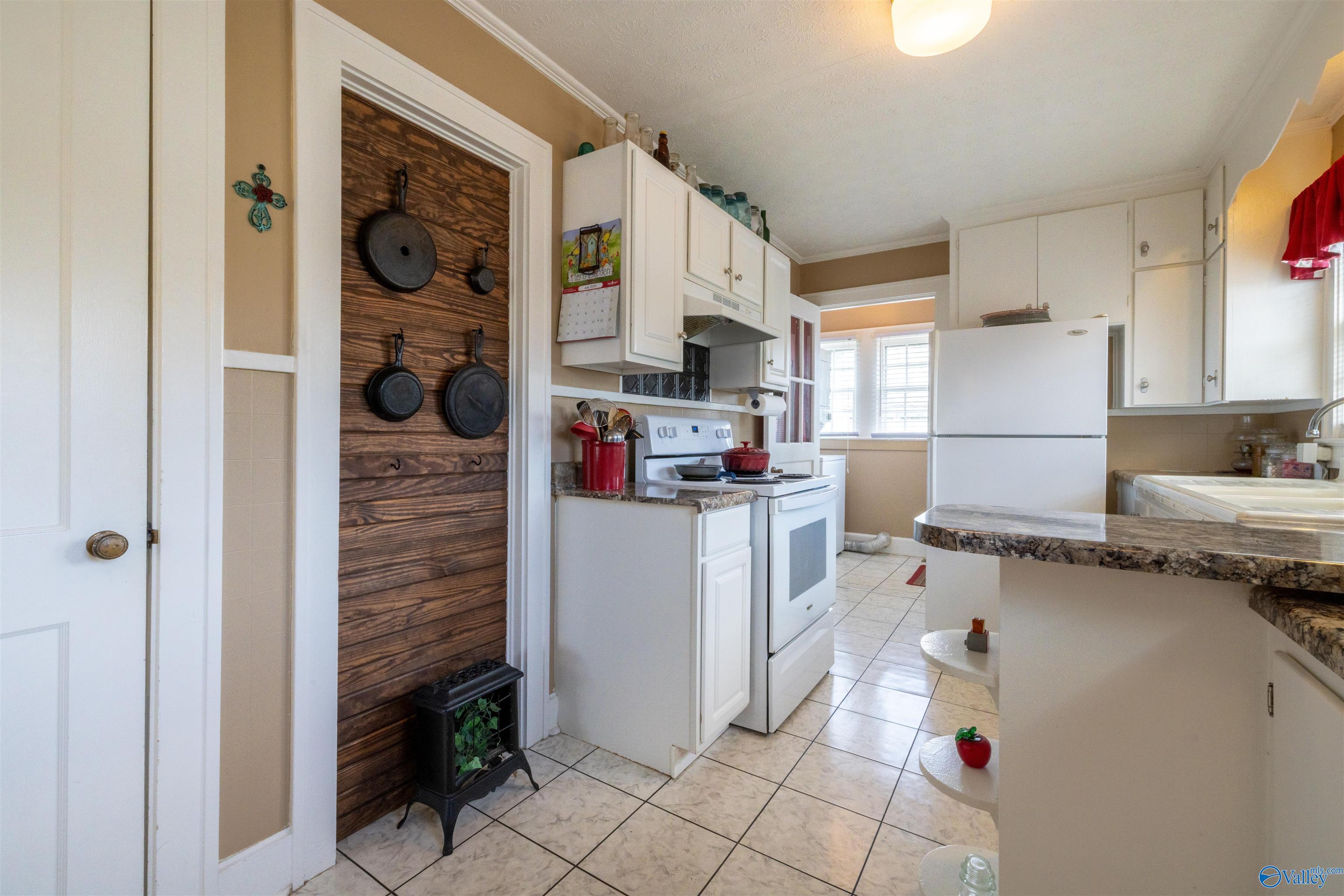 165 3rd Avenue SE