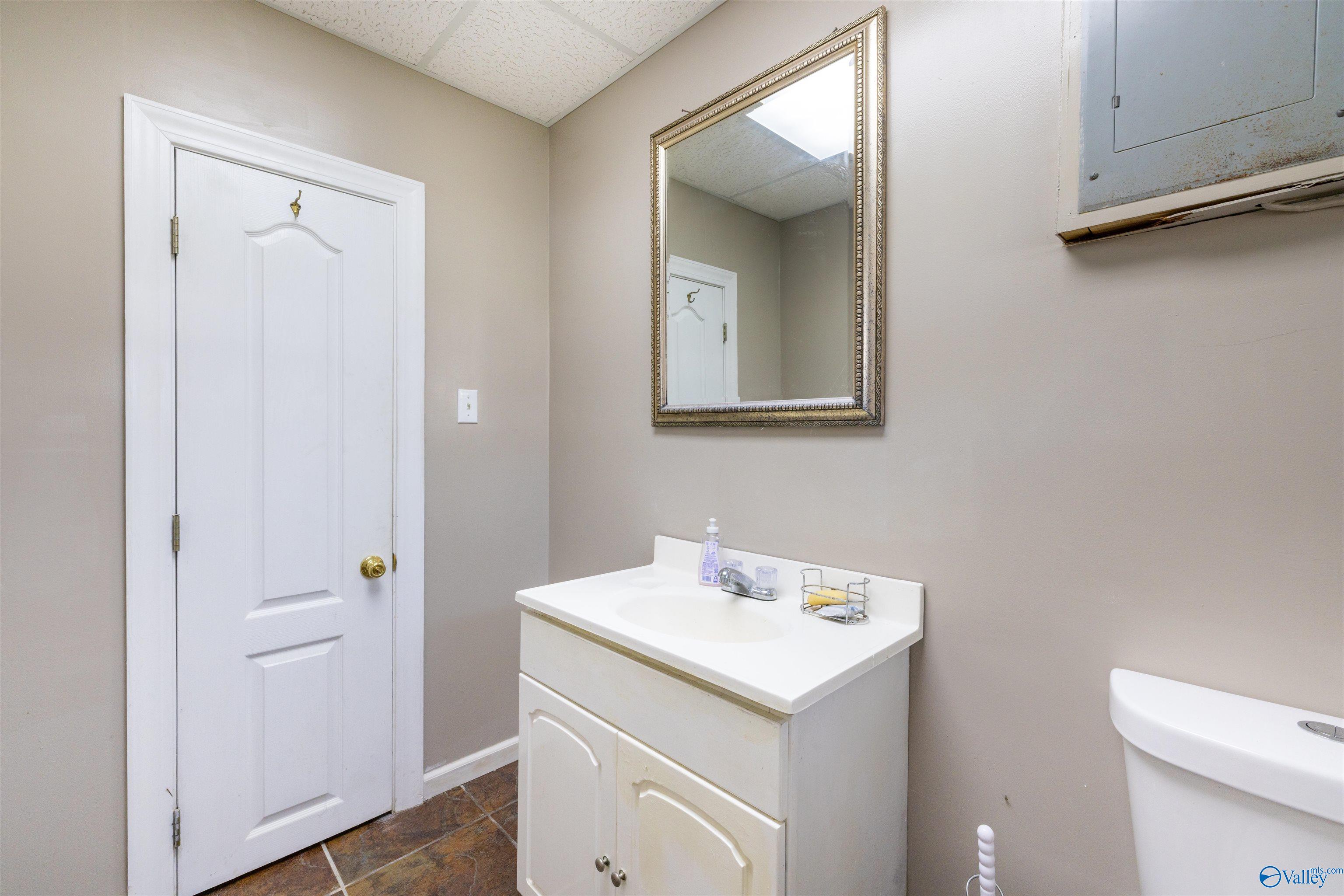 281 Military Street S