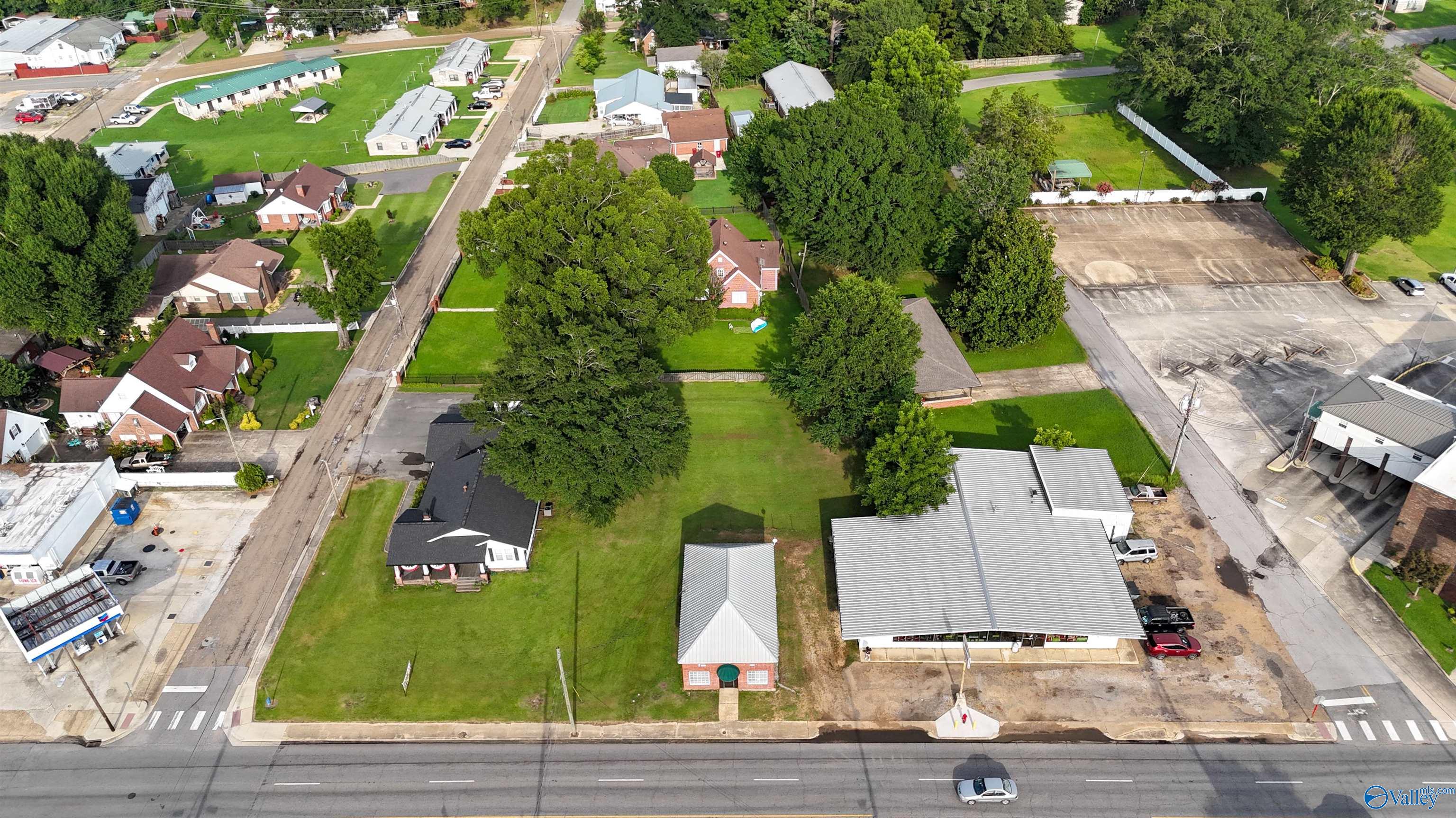 281 Military Street S