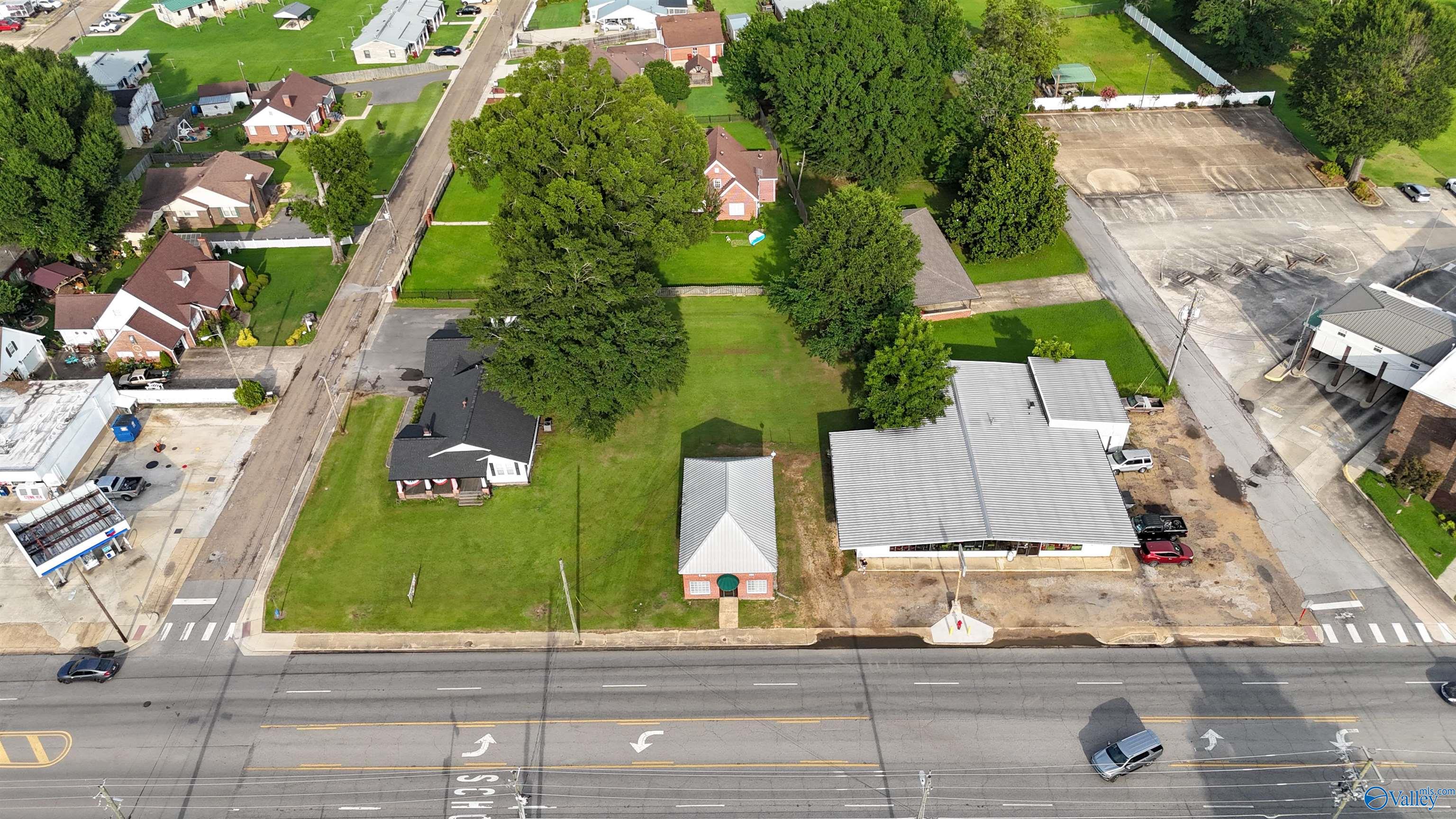 281 Military Street S