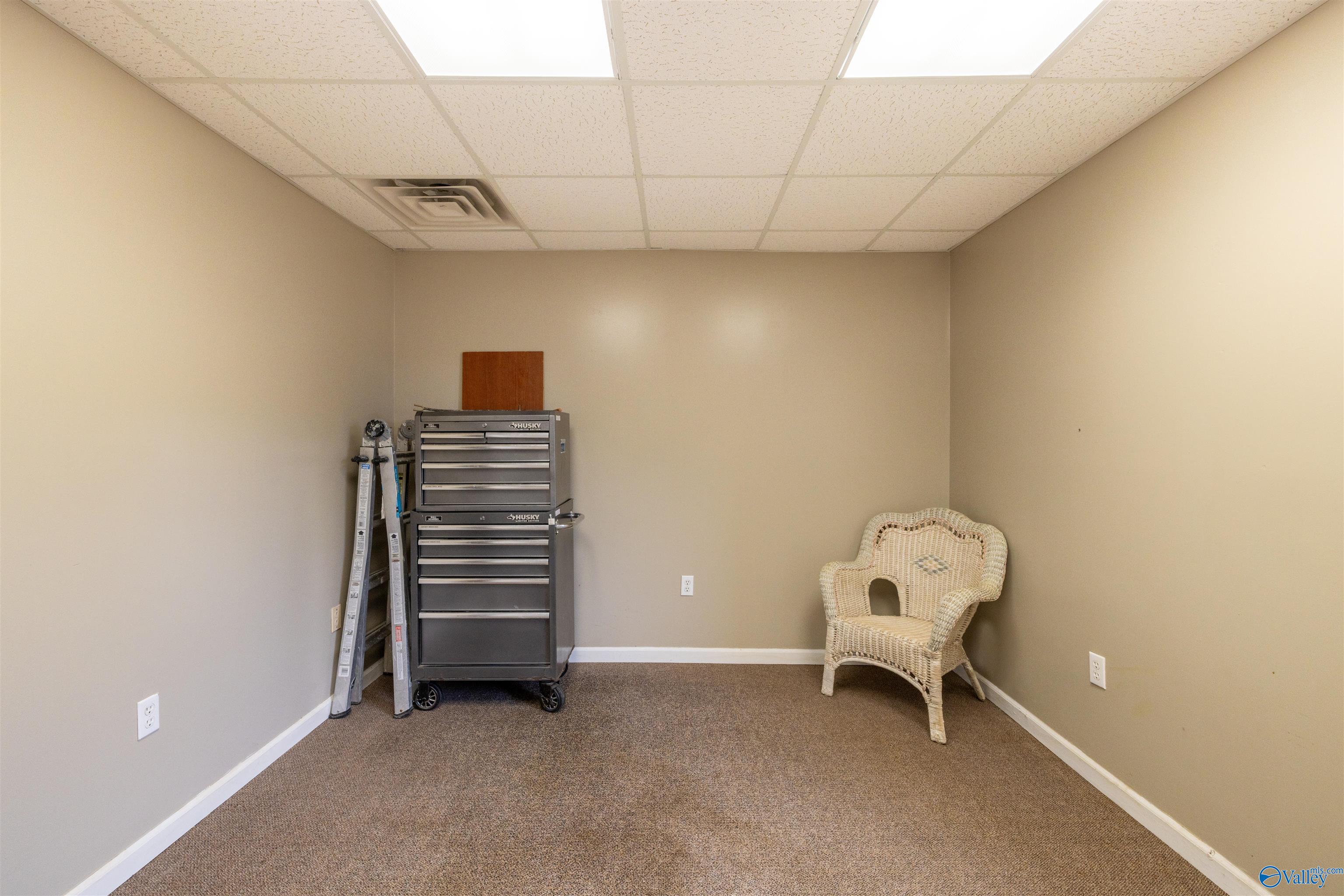 281 Military Street S