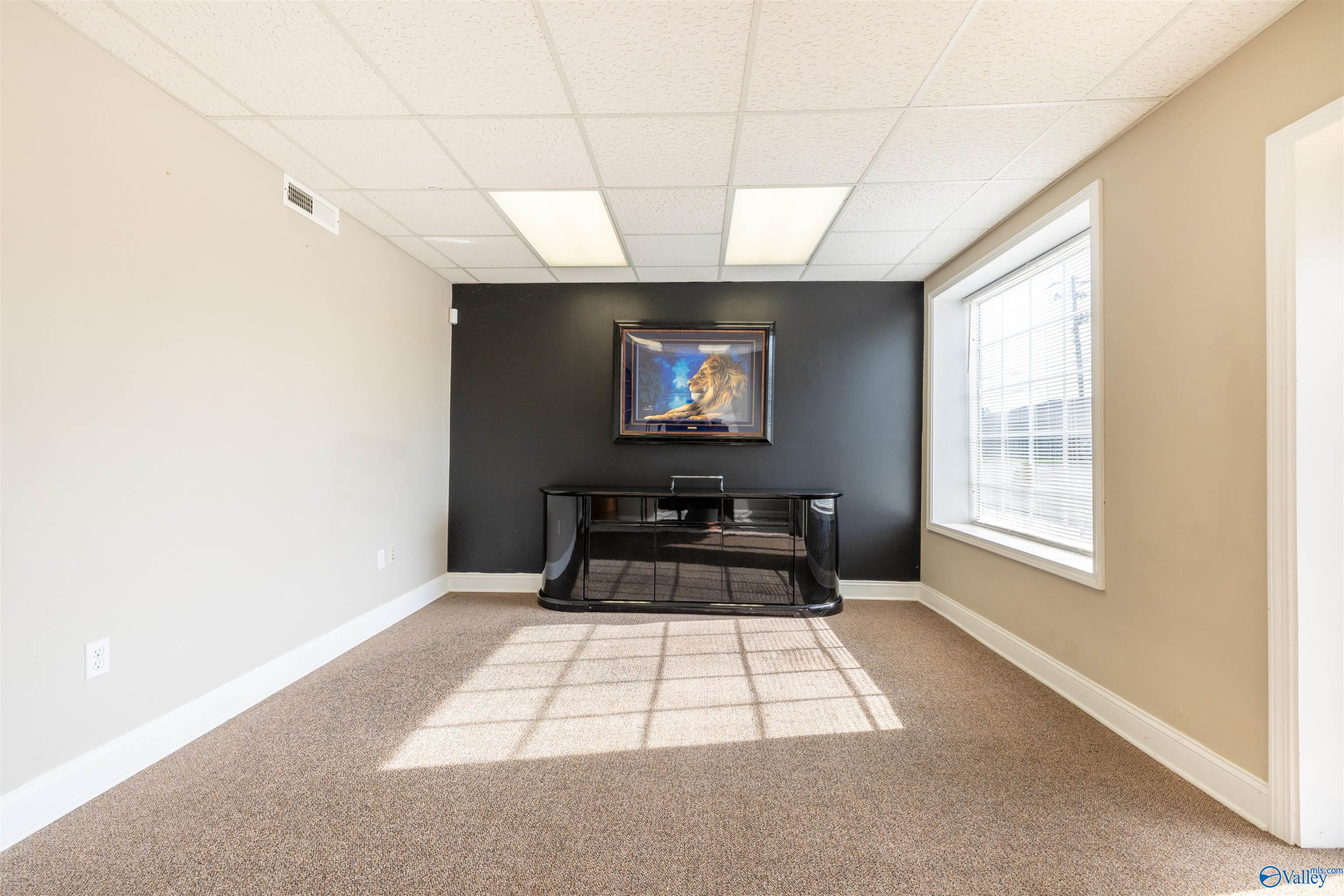 281 Military Street S