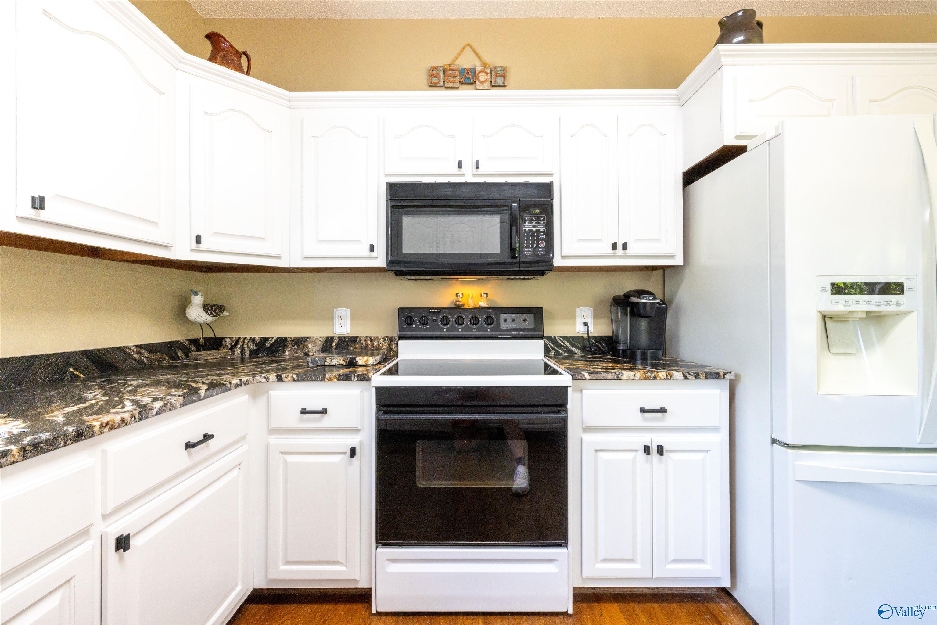 2000 Buttahatchee Drive