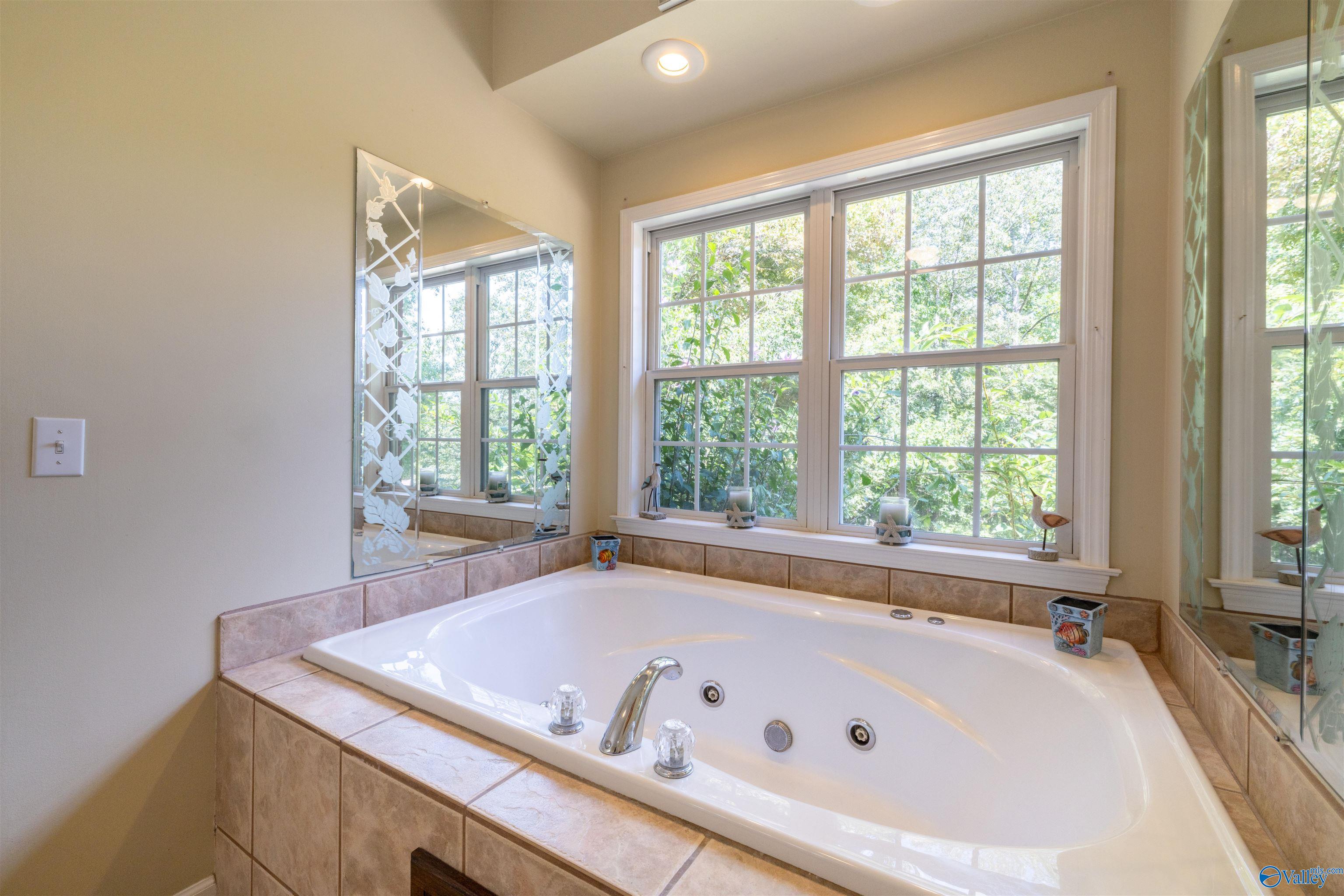 2000 Buttahatchee Drive