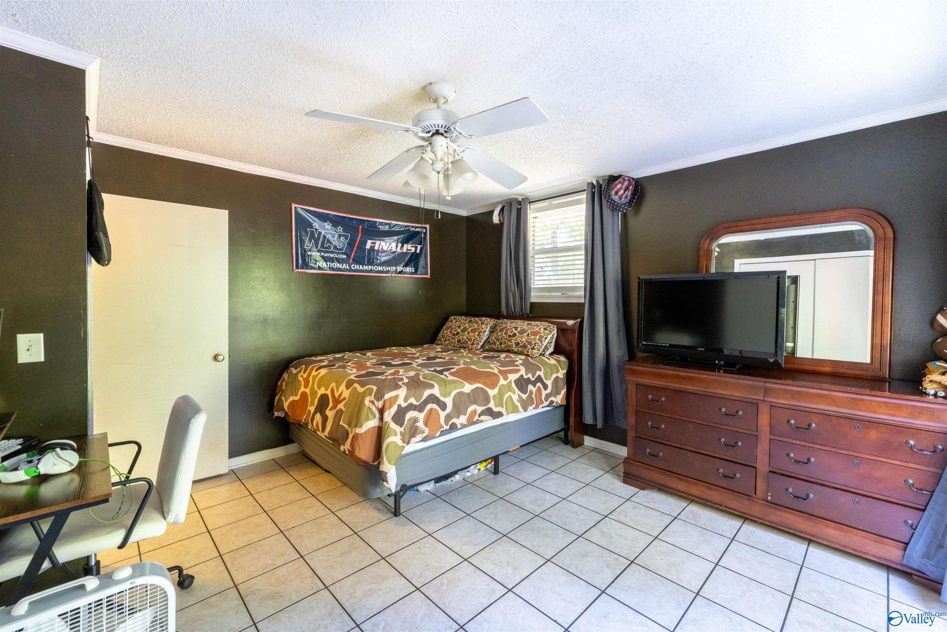 572 County Highway 1