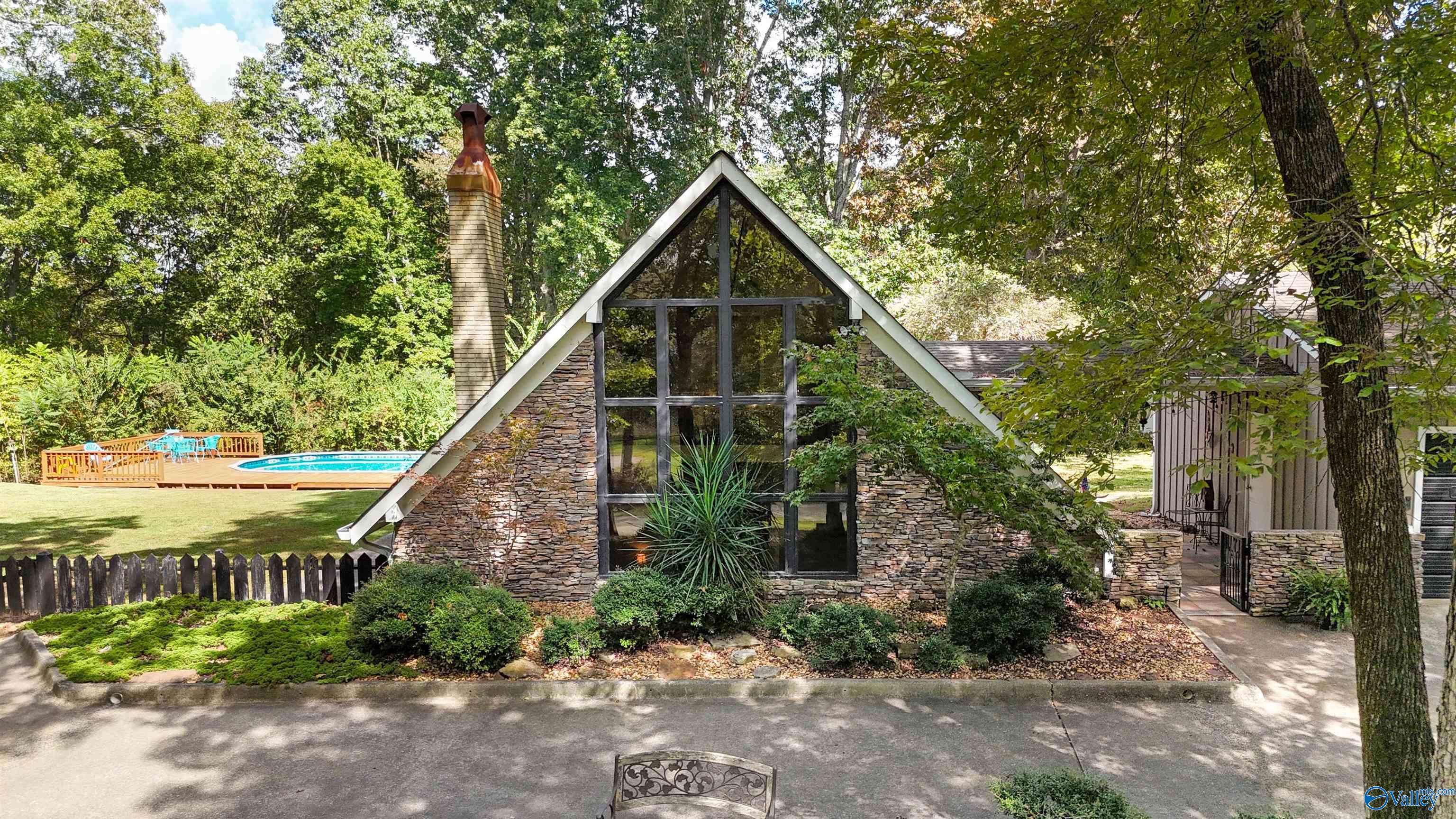 572 County Highway 1