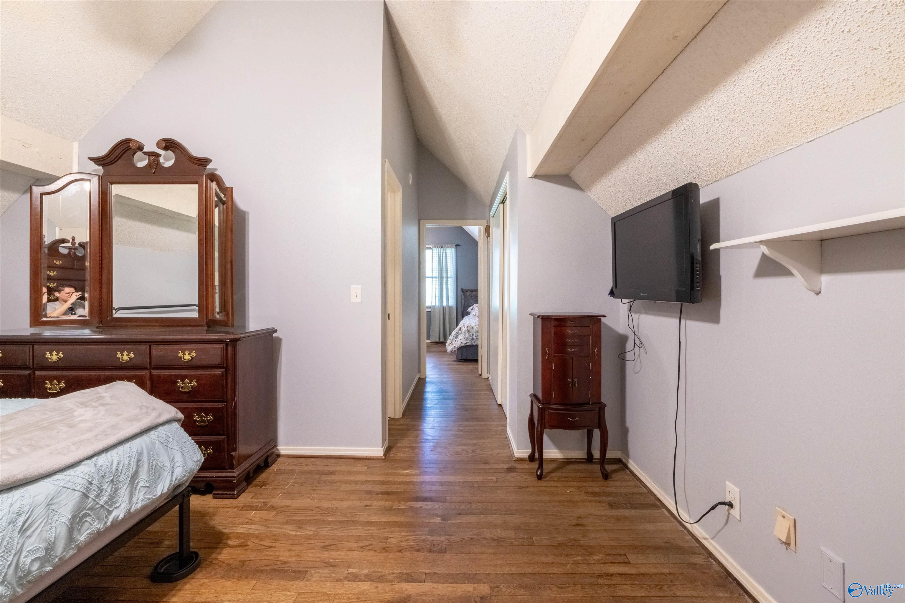 572 County Highway 1