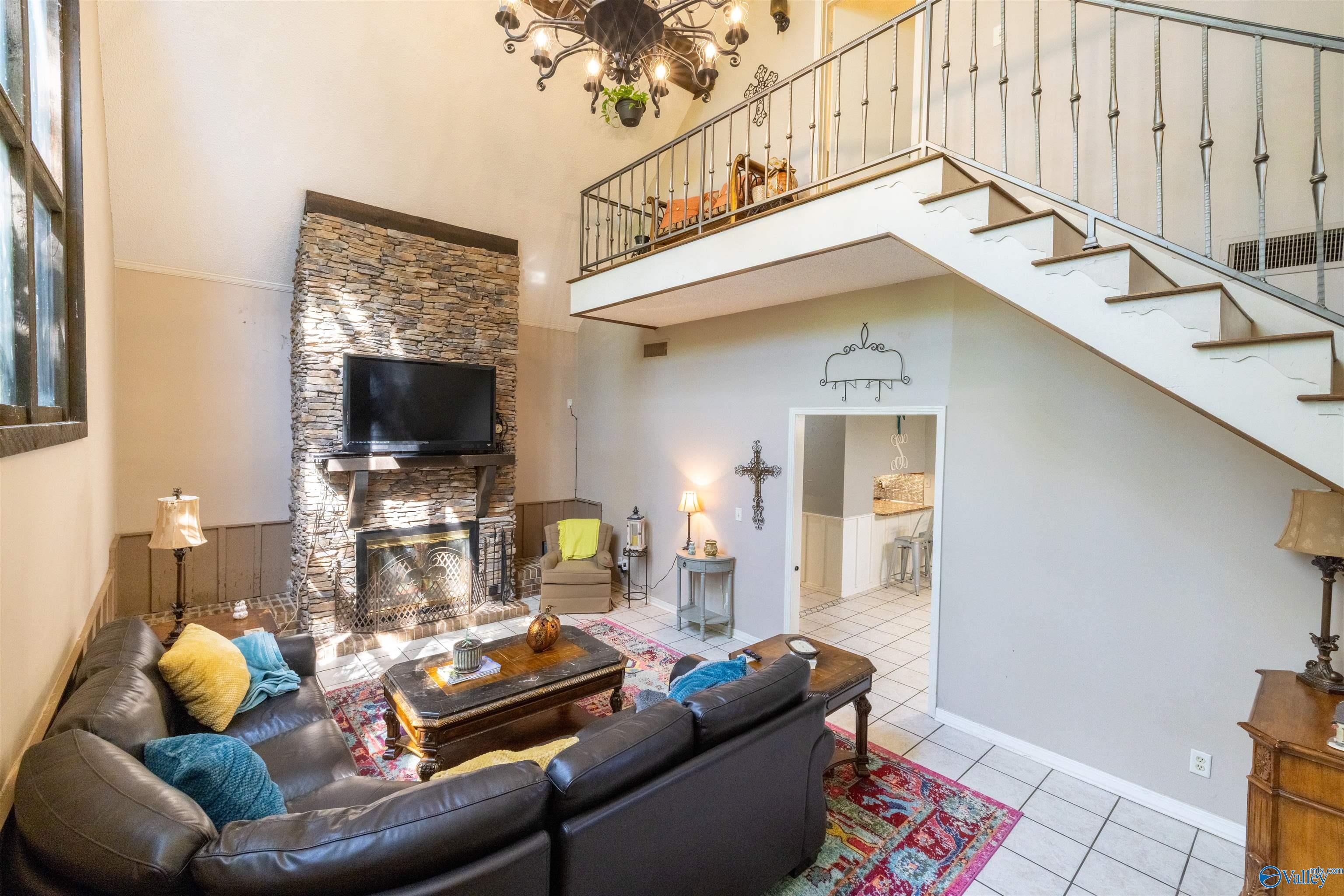 572 County Highway 1