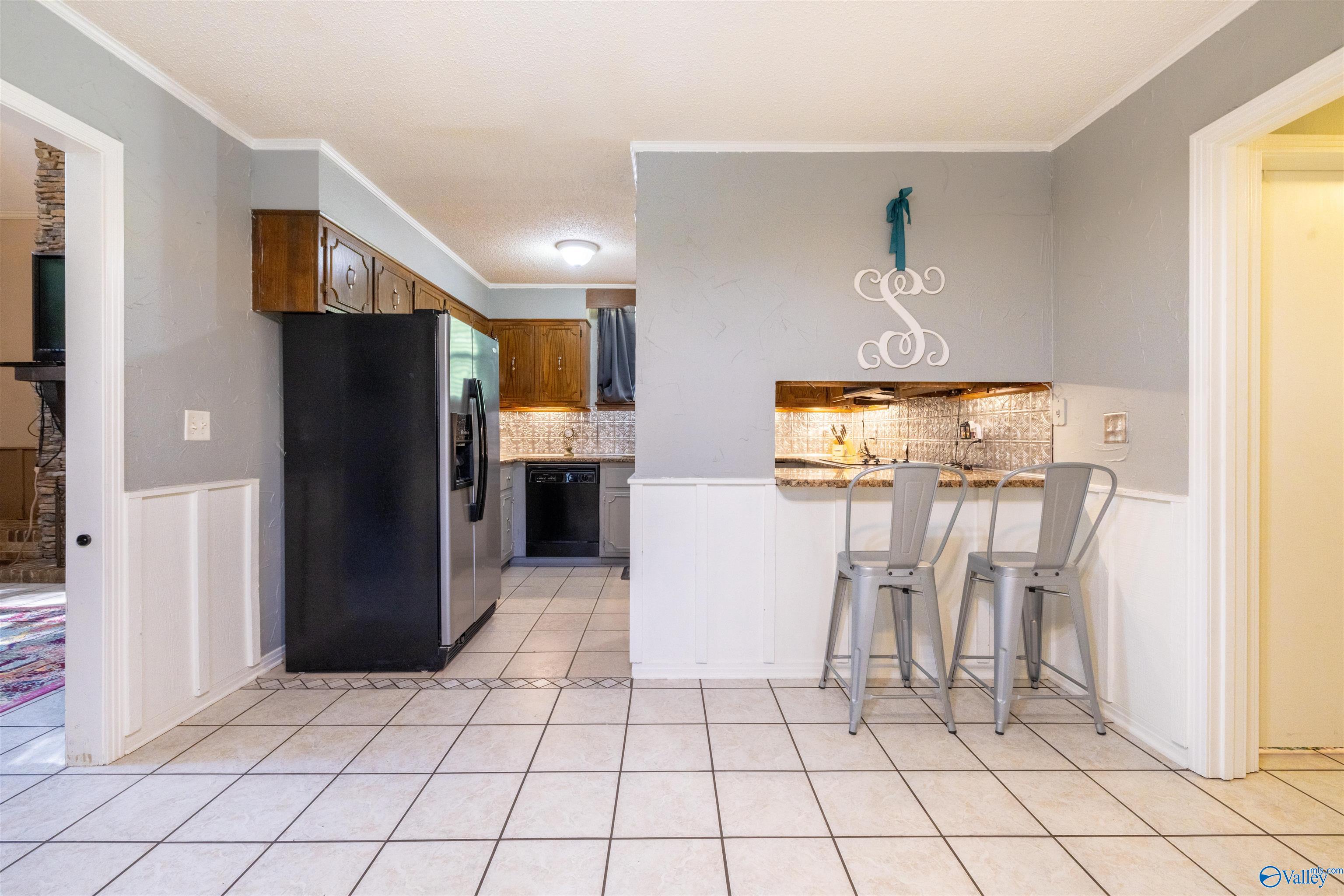 572 County Highway 1