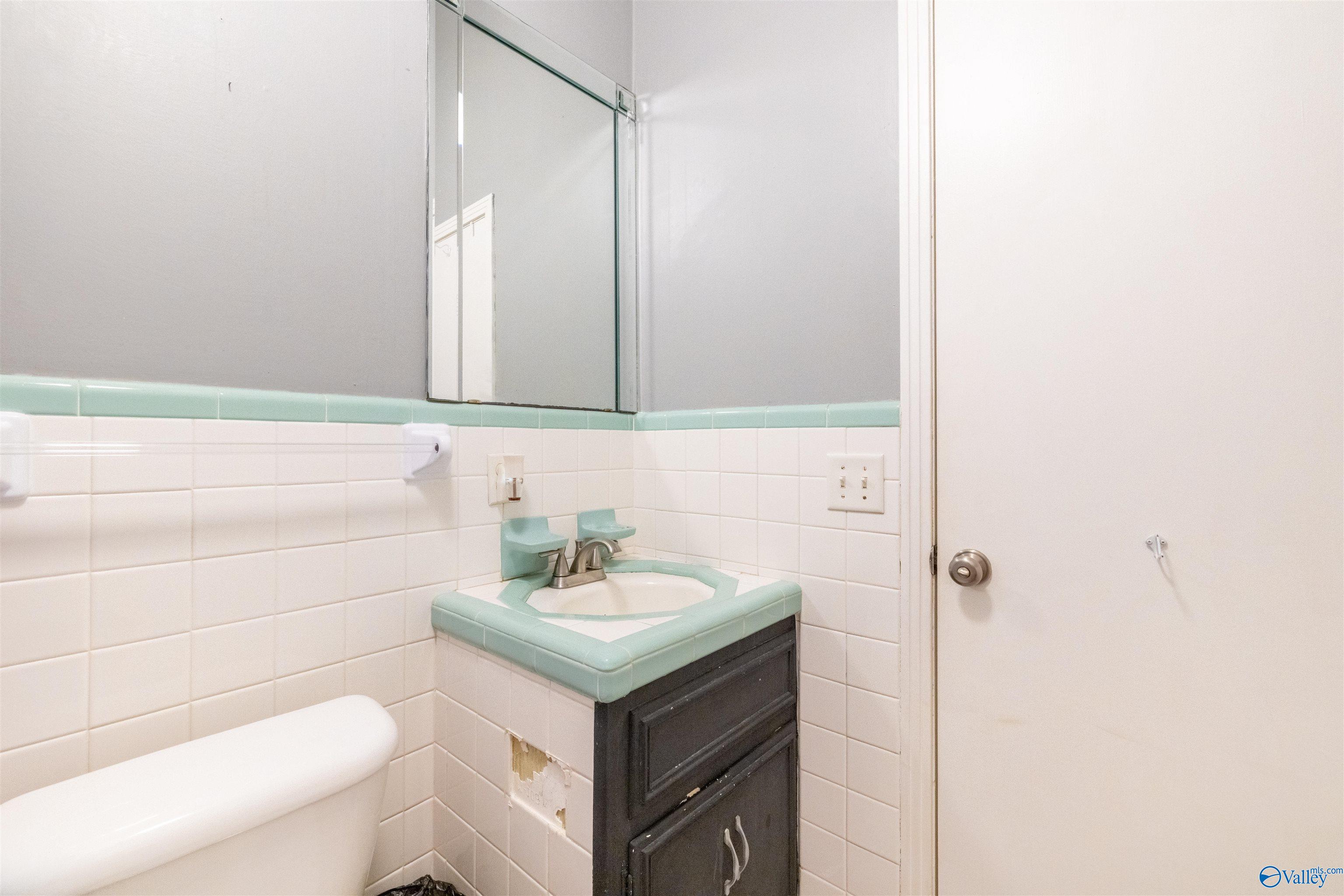 572 County Highway 1