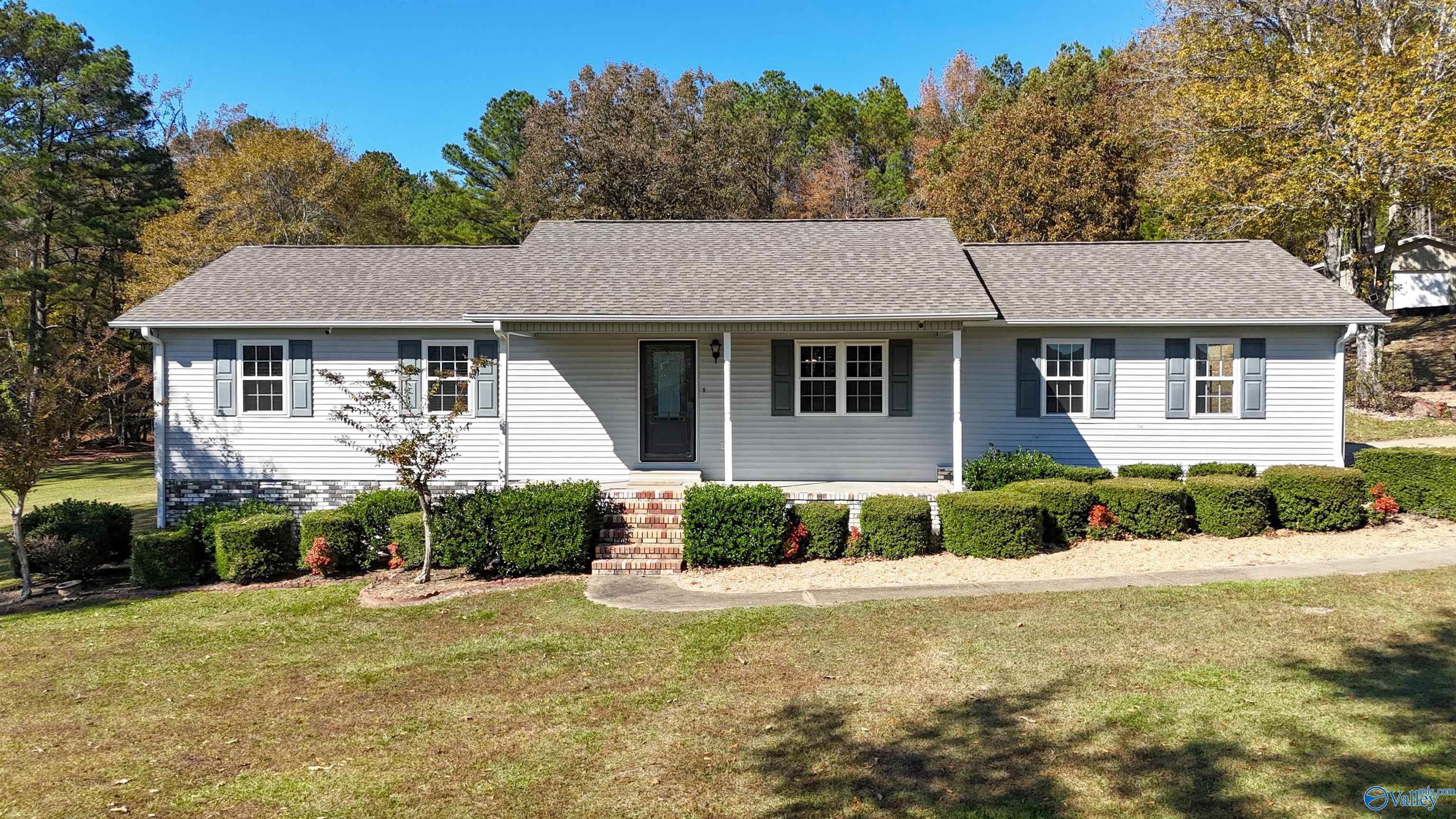 1487 County Highway 107