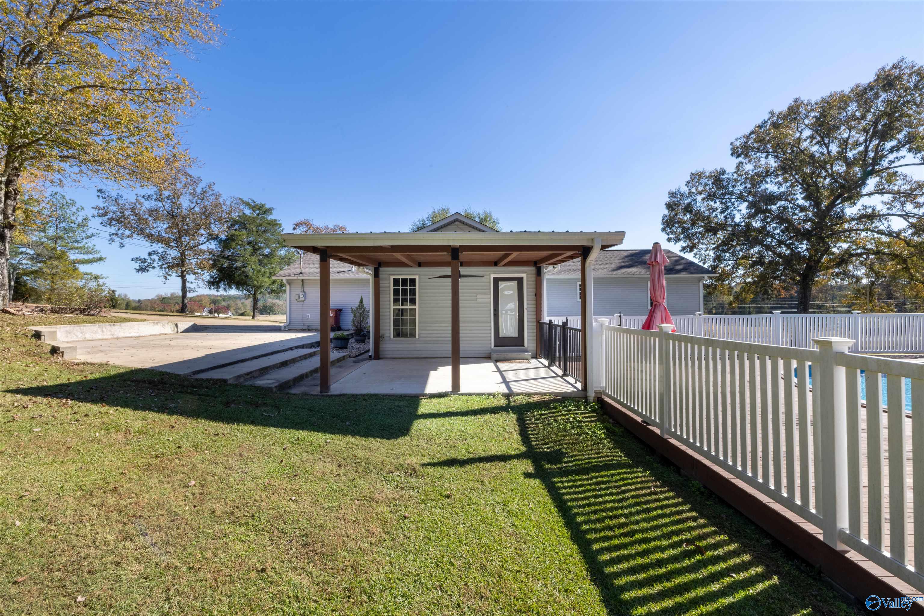1487 County Highway 107