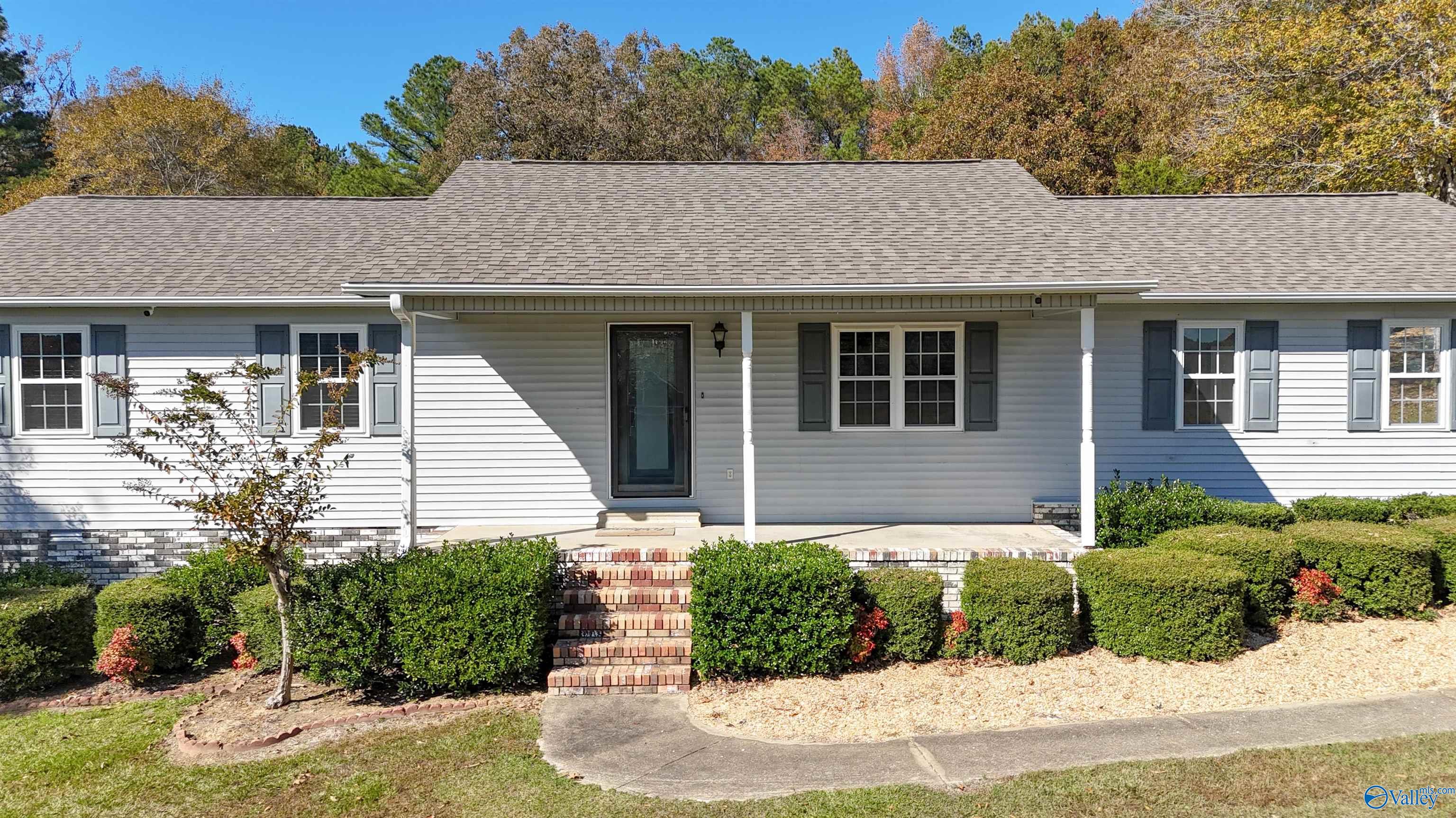 1487 County Highway 107