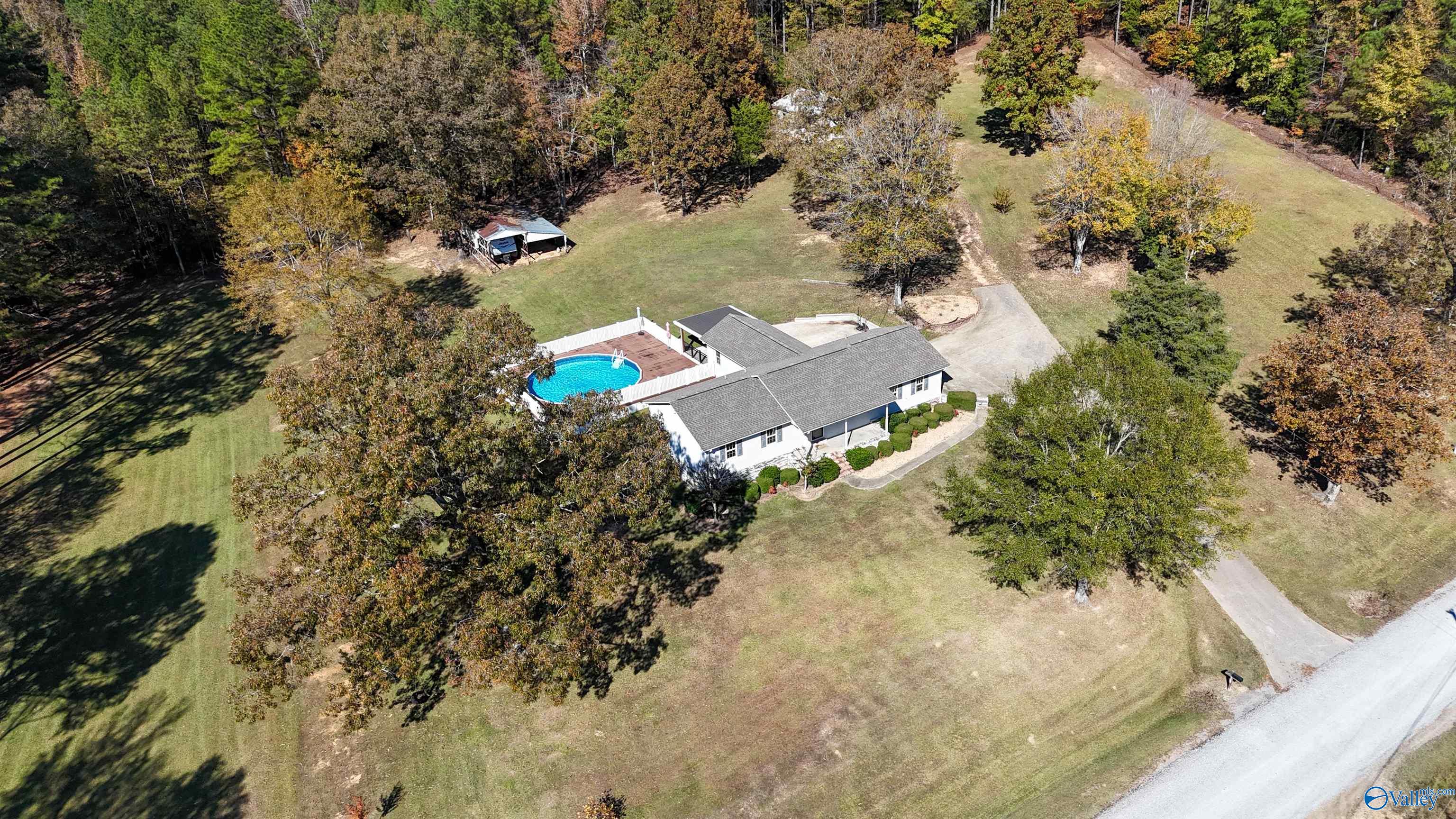 1487 County Highway 107