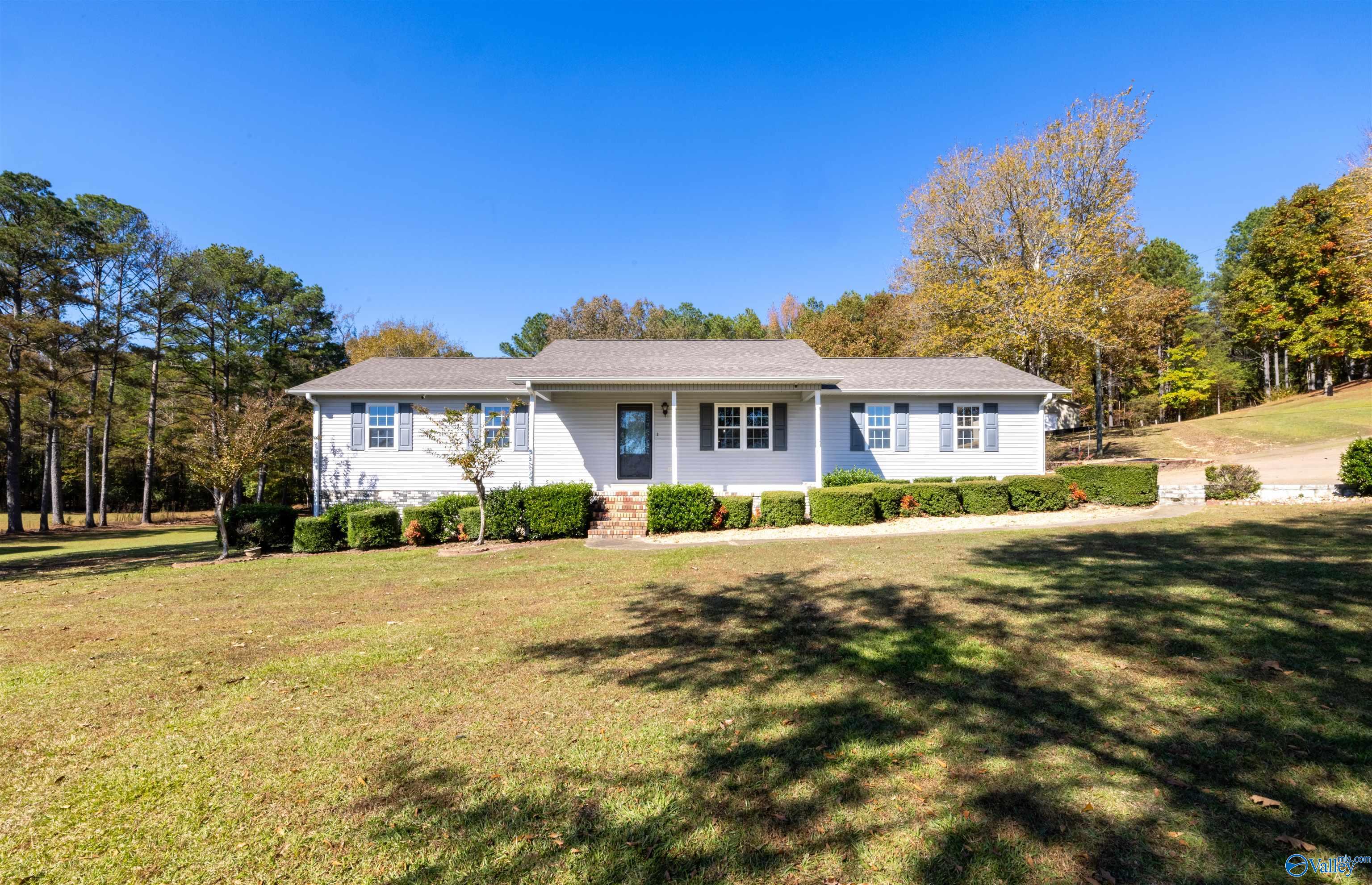 1487 County Highway 107