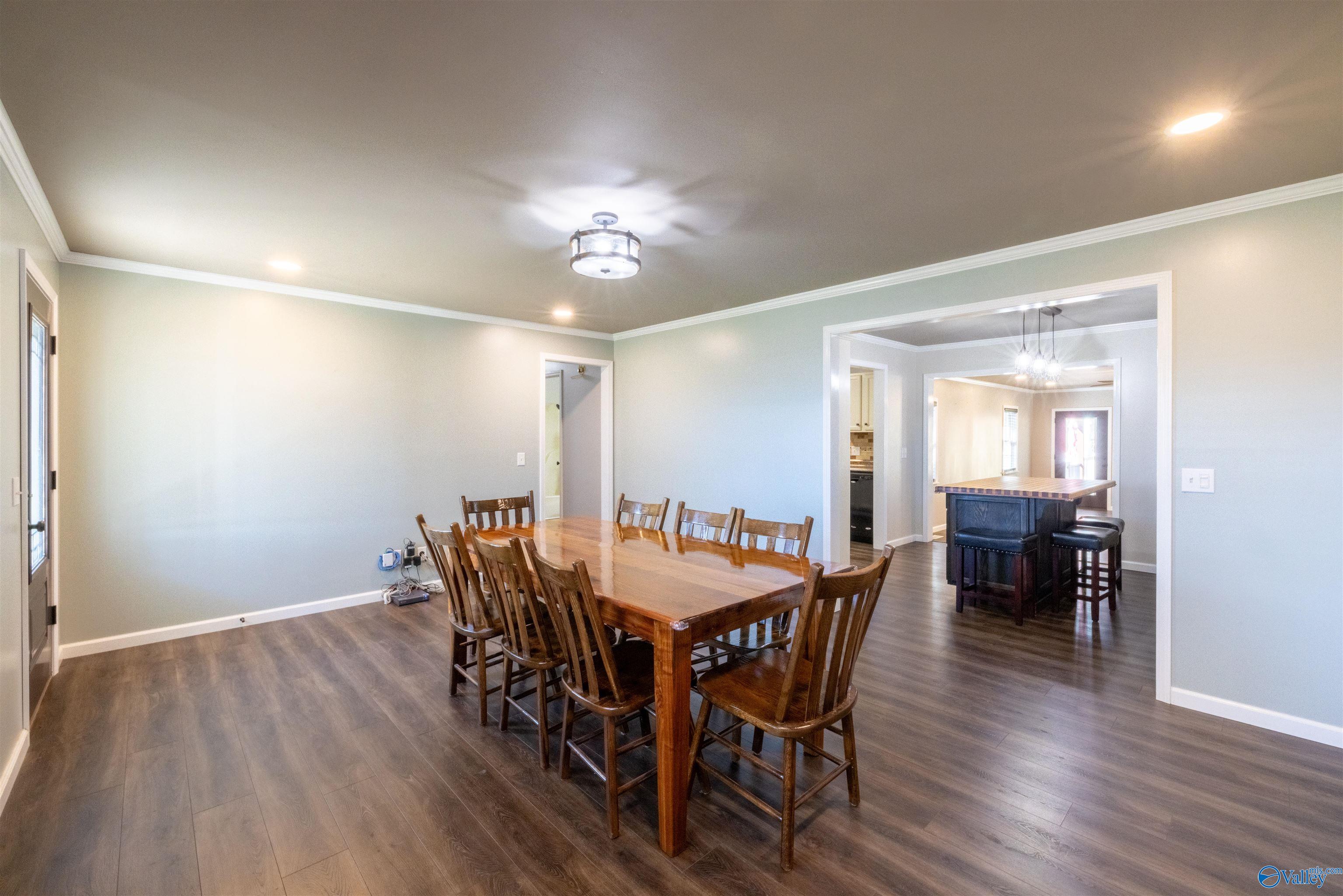 1487 County Highway 107