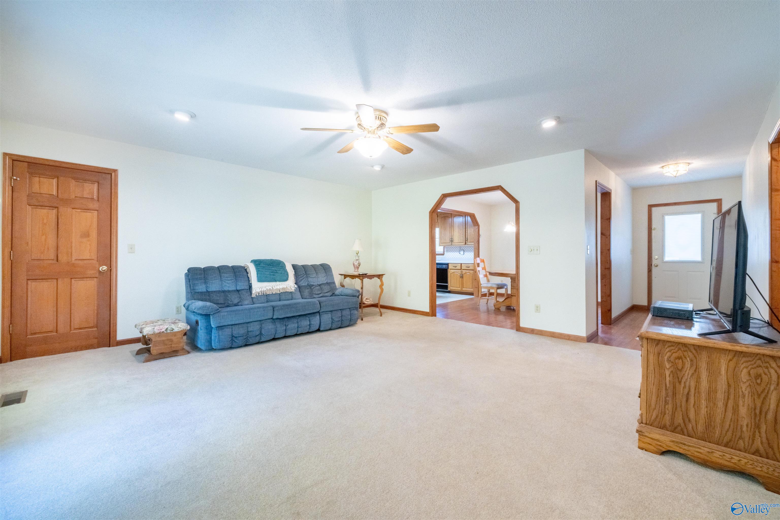 450 County Highway 1