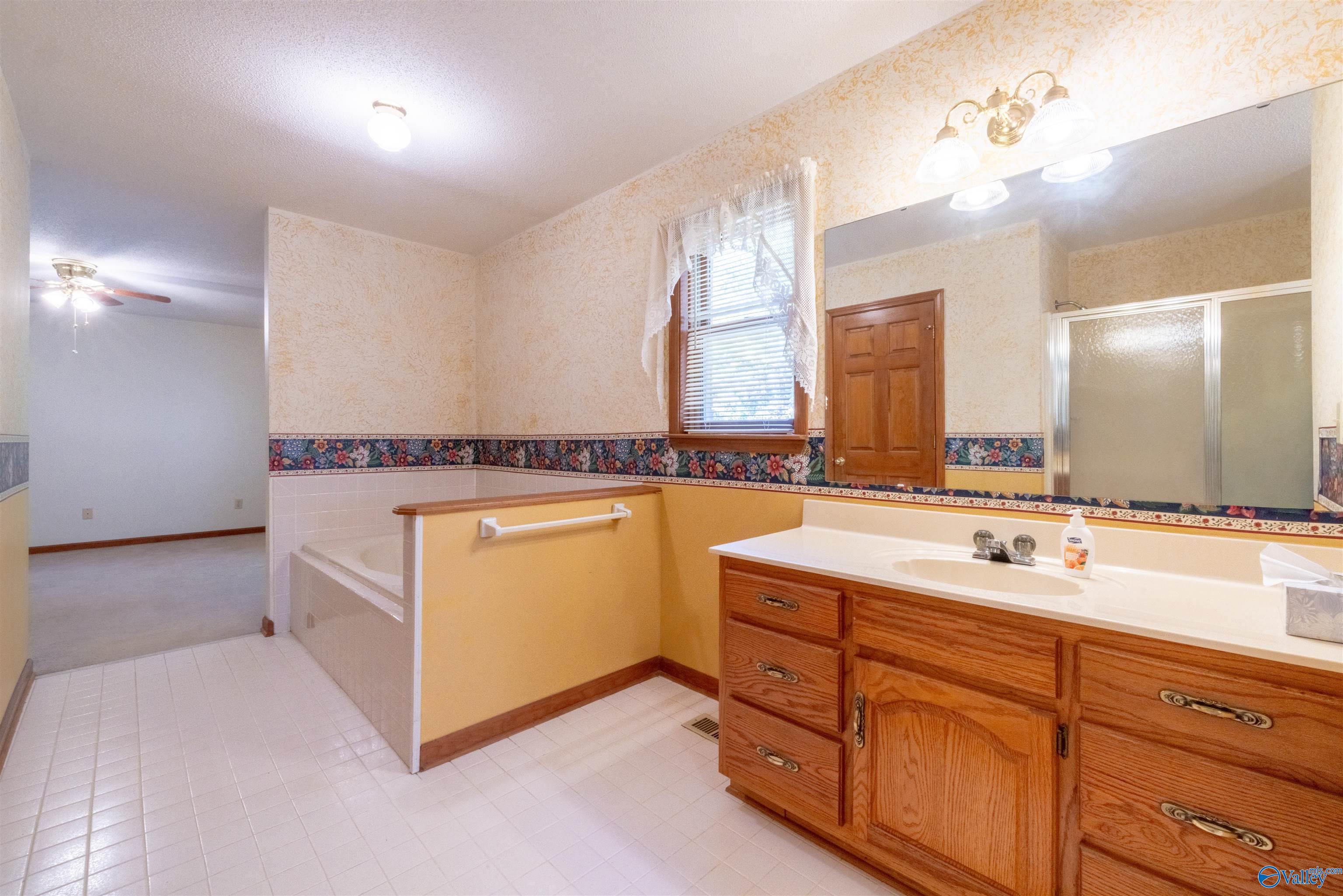 450 County Highway 1