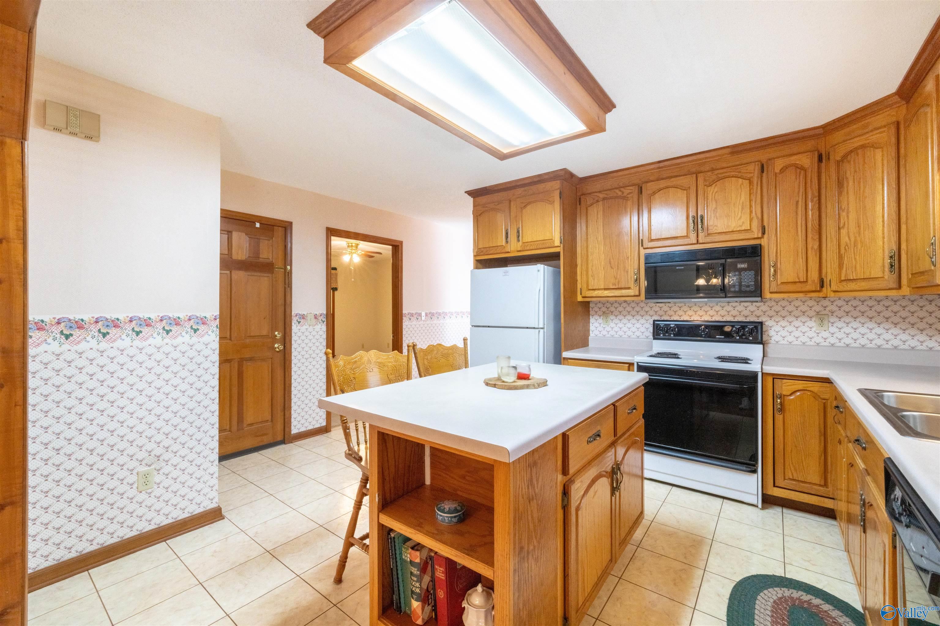 450 County Highway 1