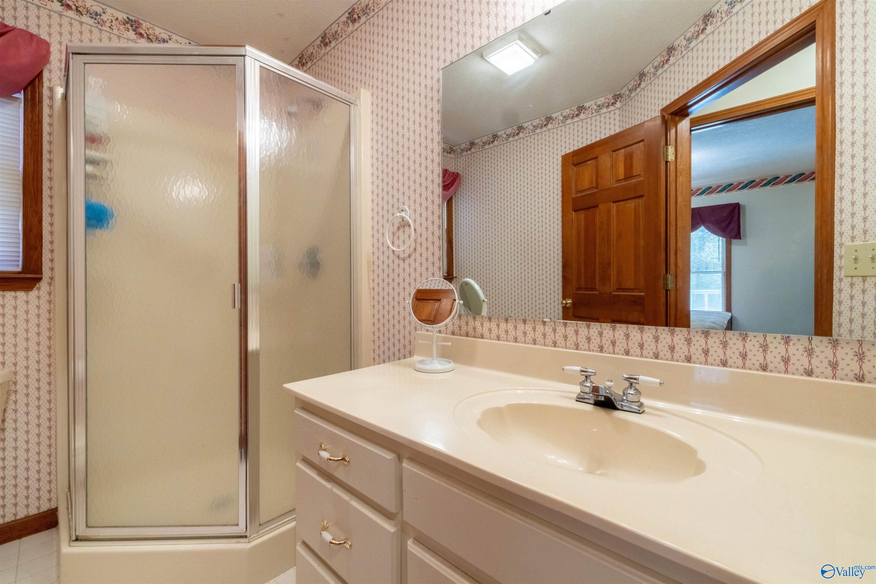 450 County Highway 1