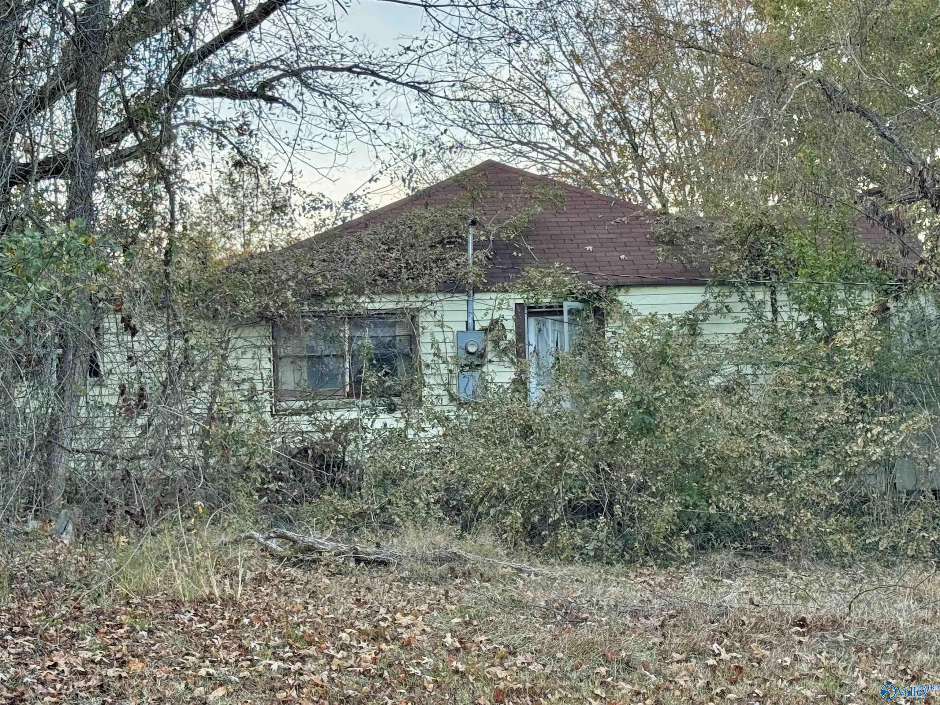 793 Bexar Avenue W