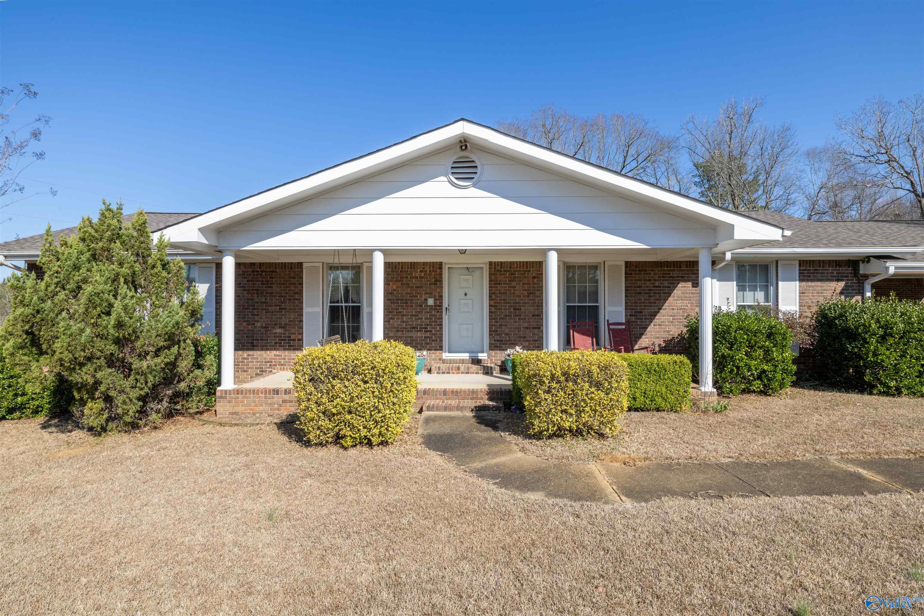 900 County Highway 35