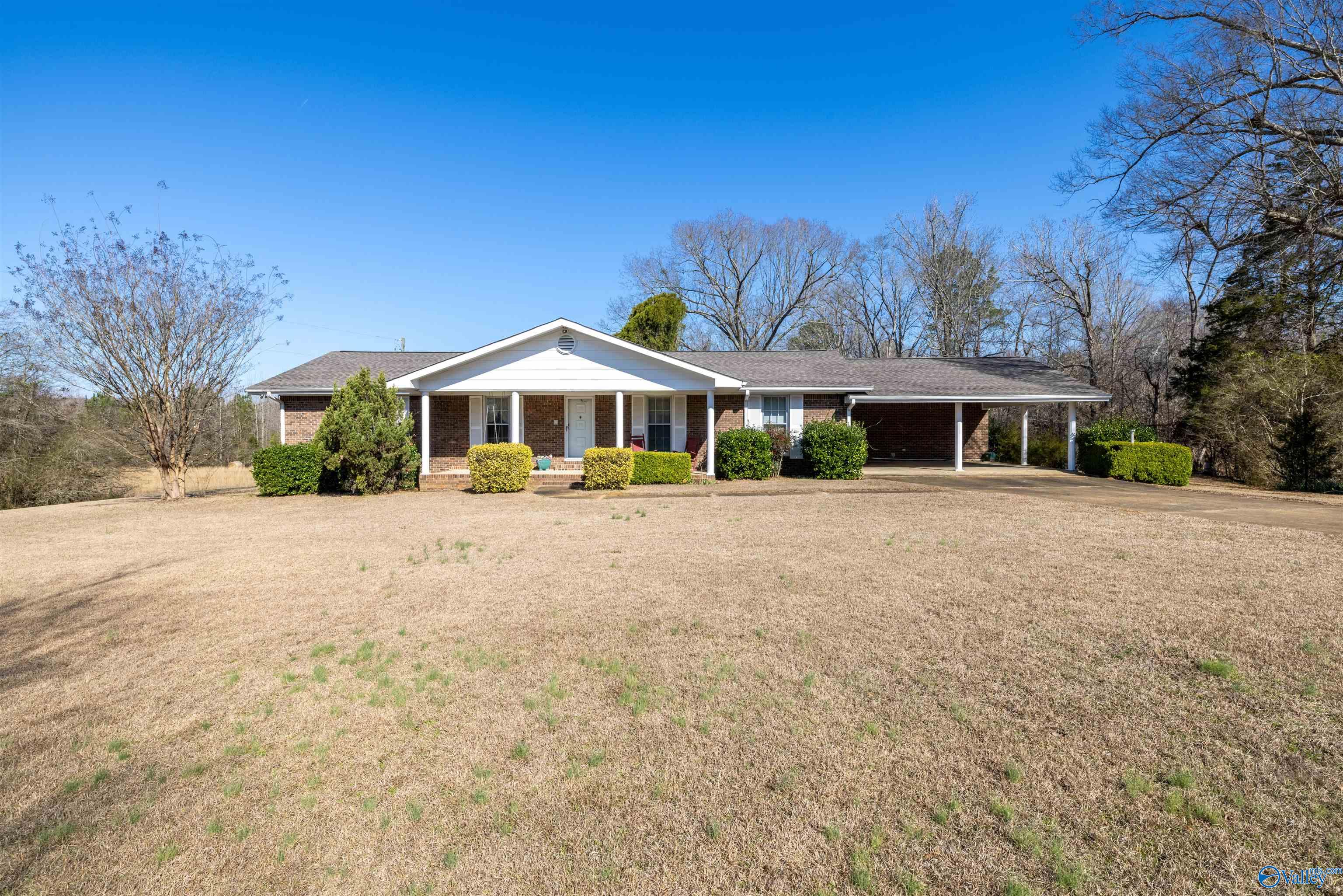 900 County Highway 35