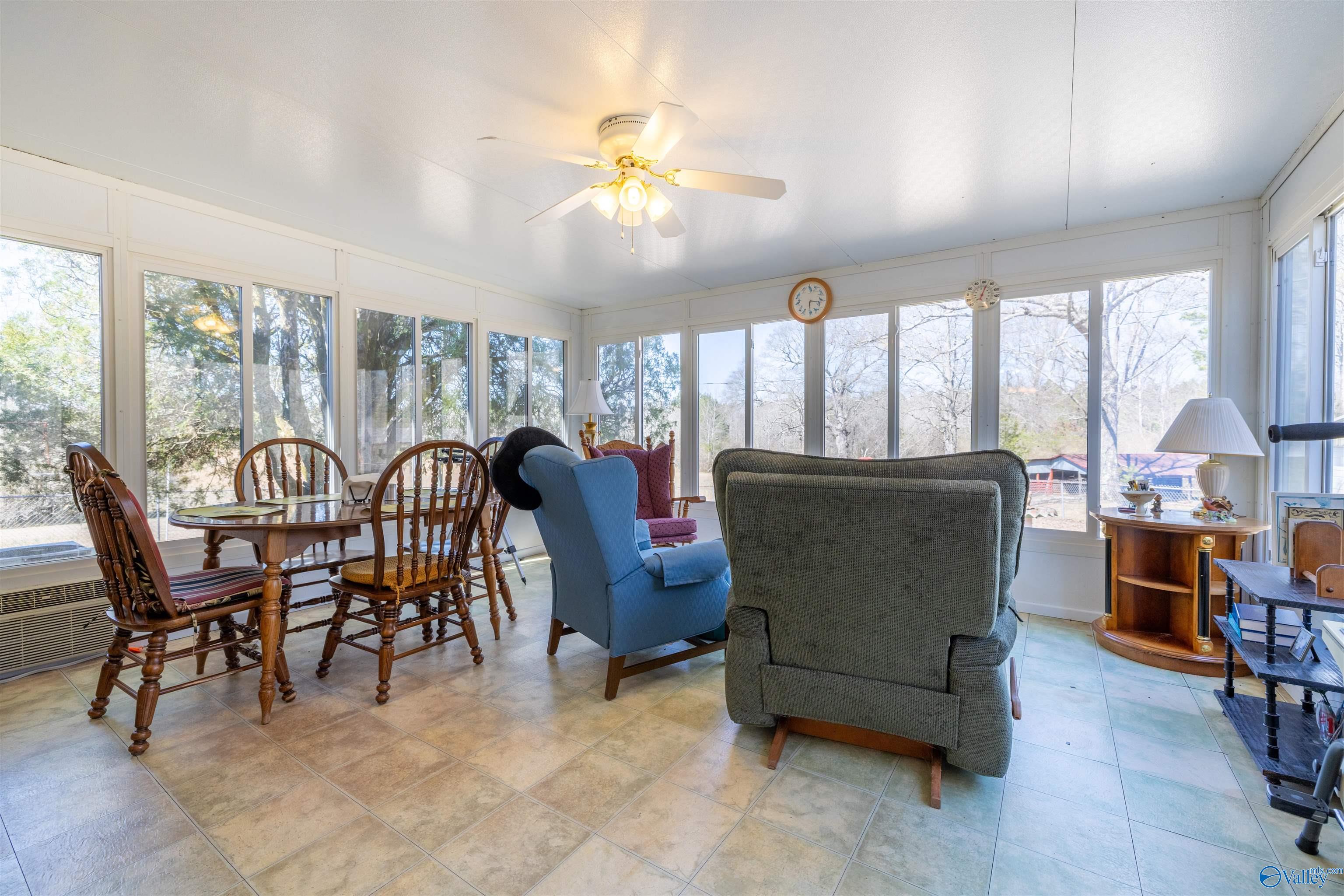 900 County Highway 35