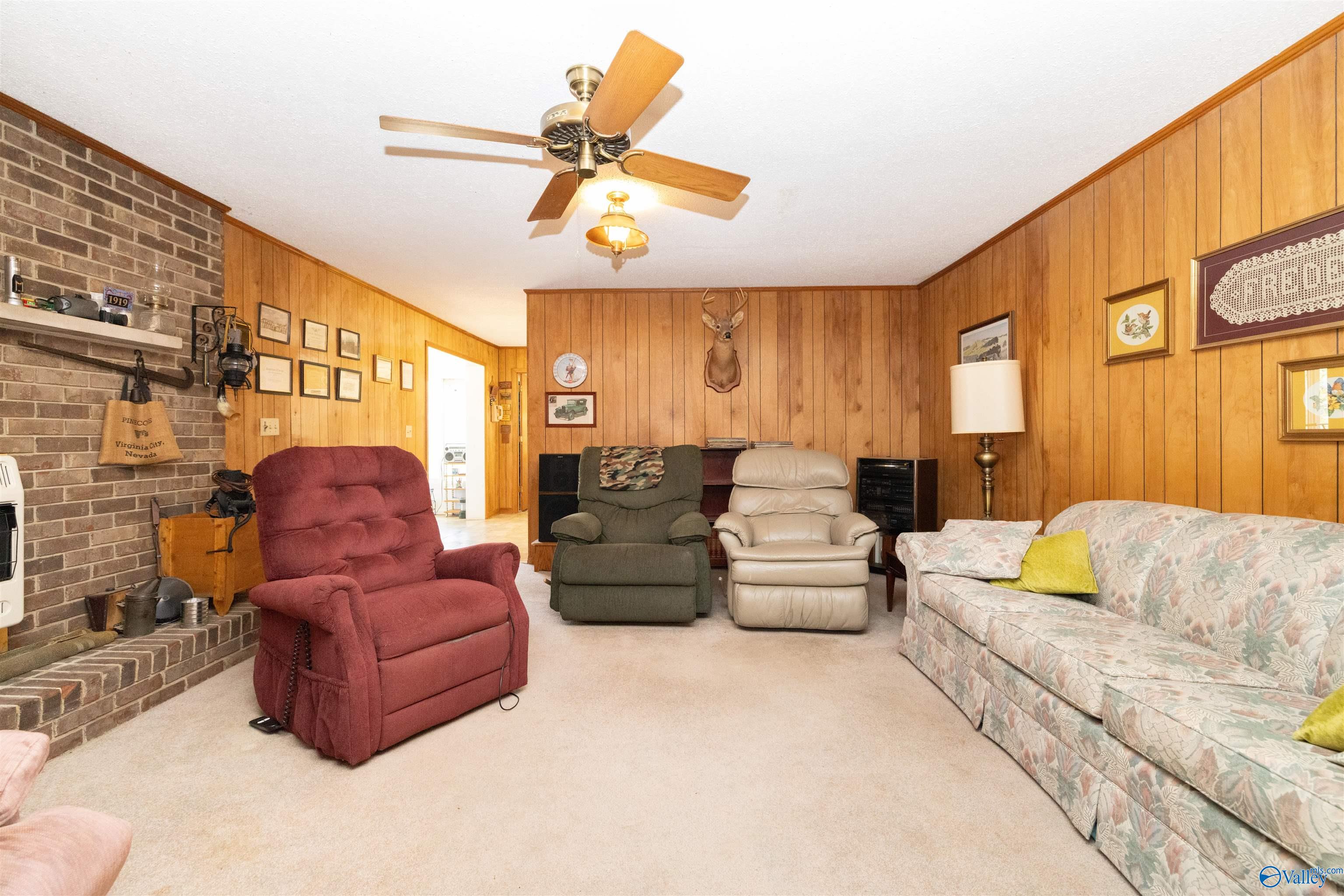 900 County Highway 35